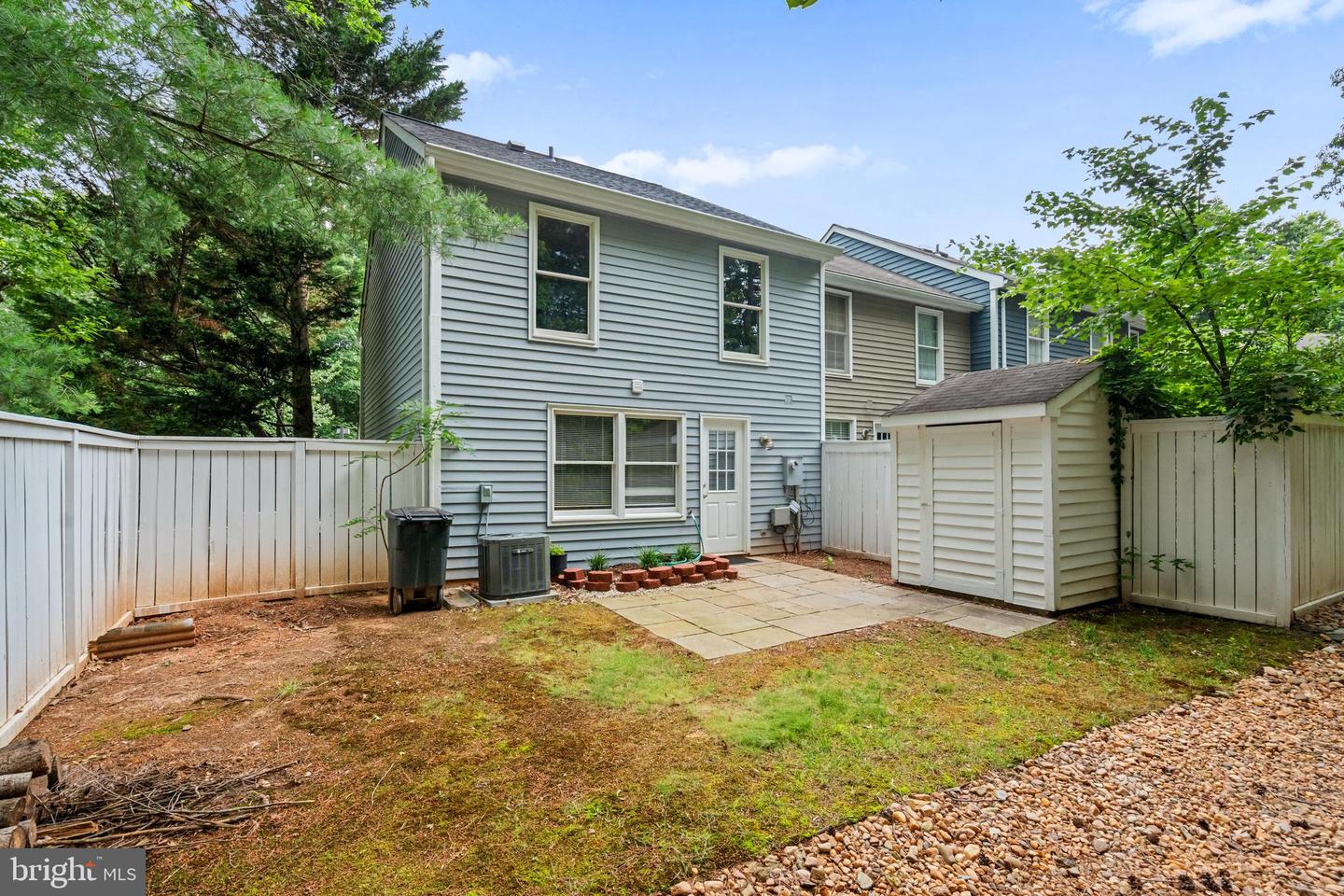 1515 Twisted Oak Dr