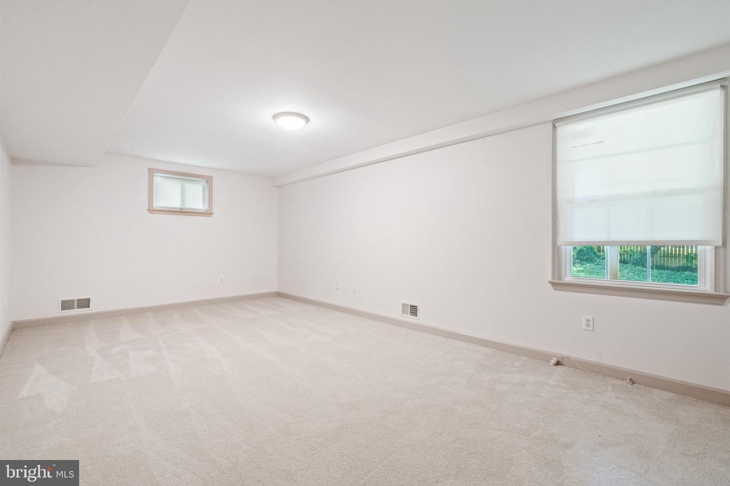 4500 Herend Pl
