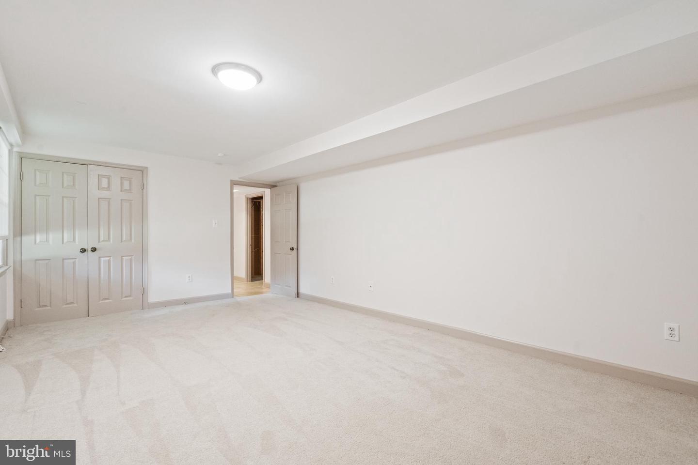 4500 Herend Pl