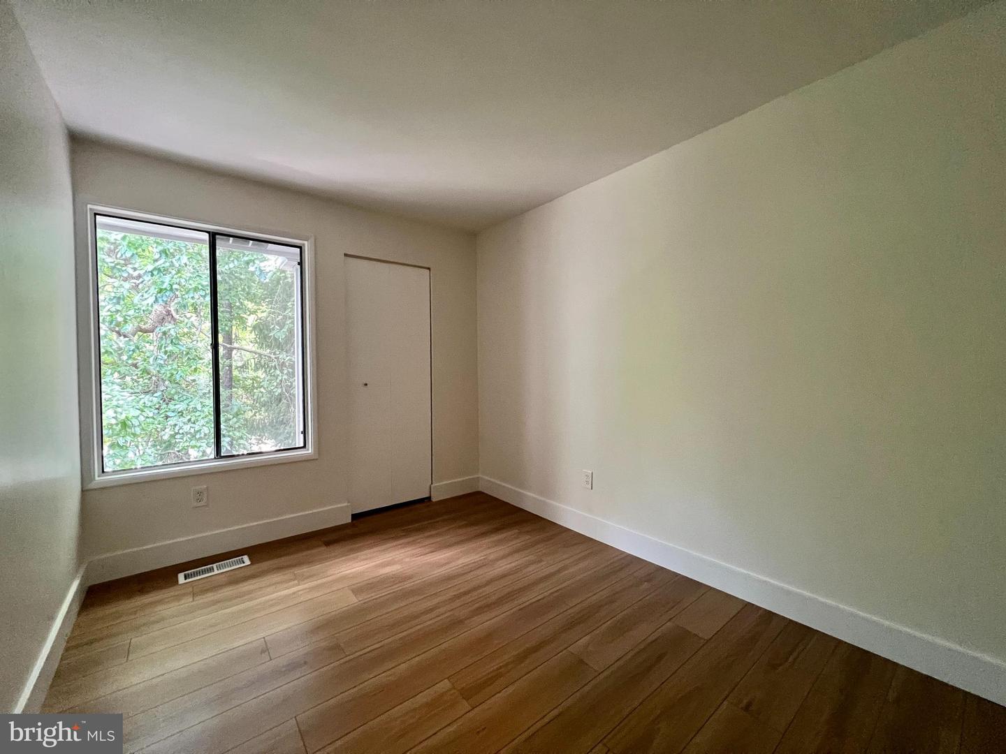 2246 Southgate Sq