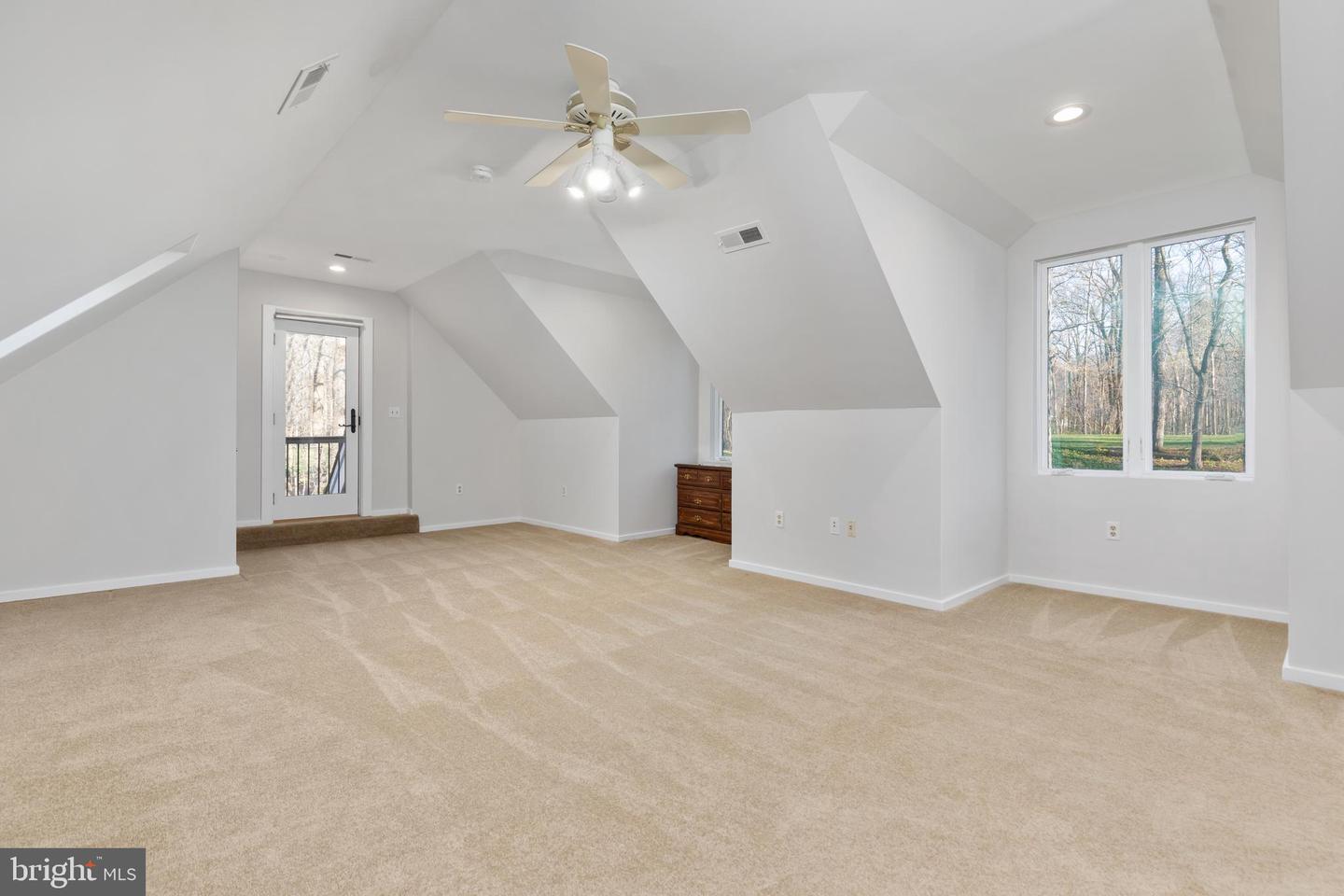 11690 Deerfield Dr