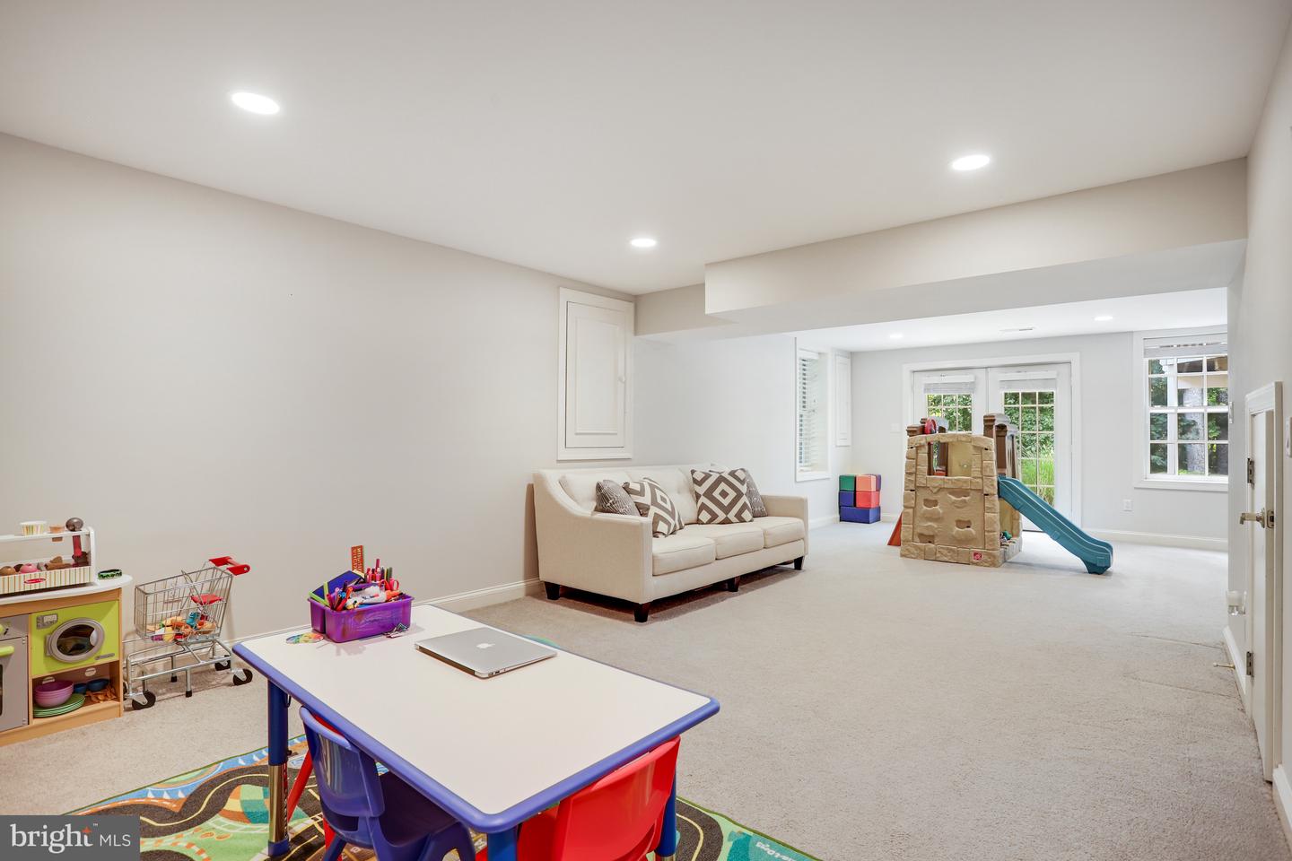 1012 Kimberly Pl