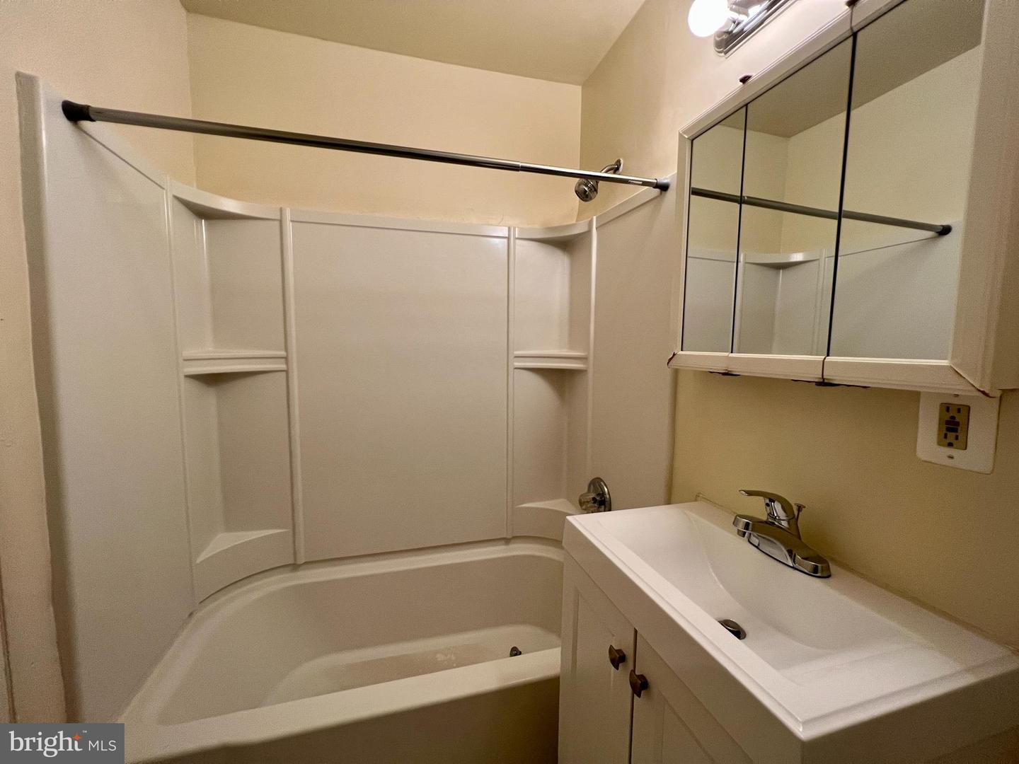 12180 Sanibel Ct