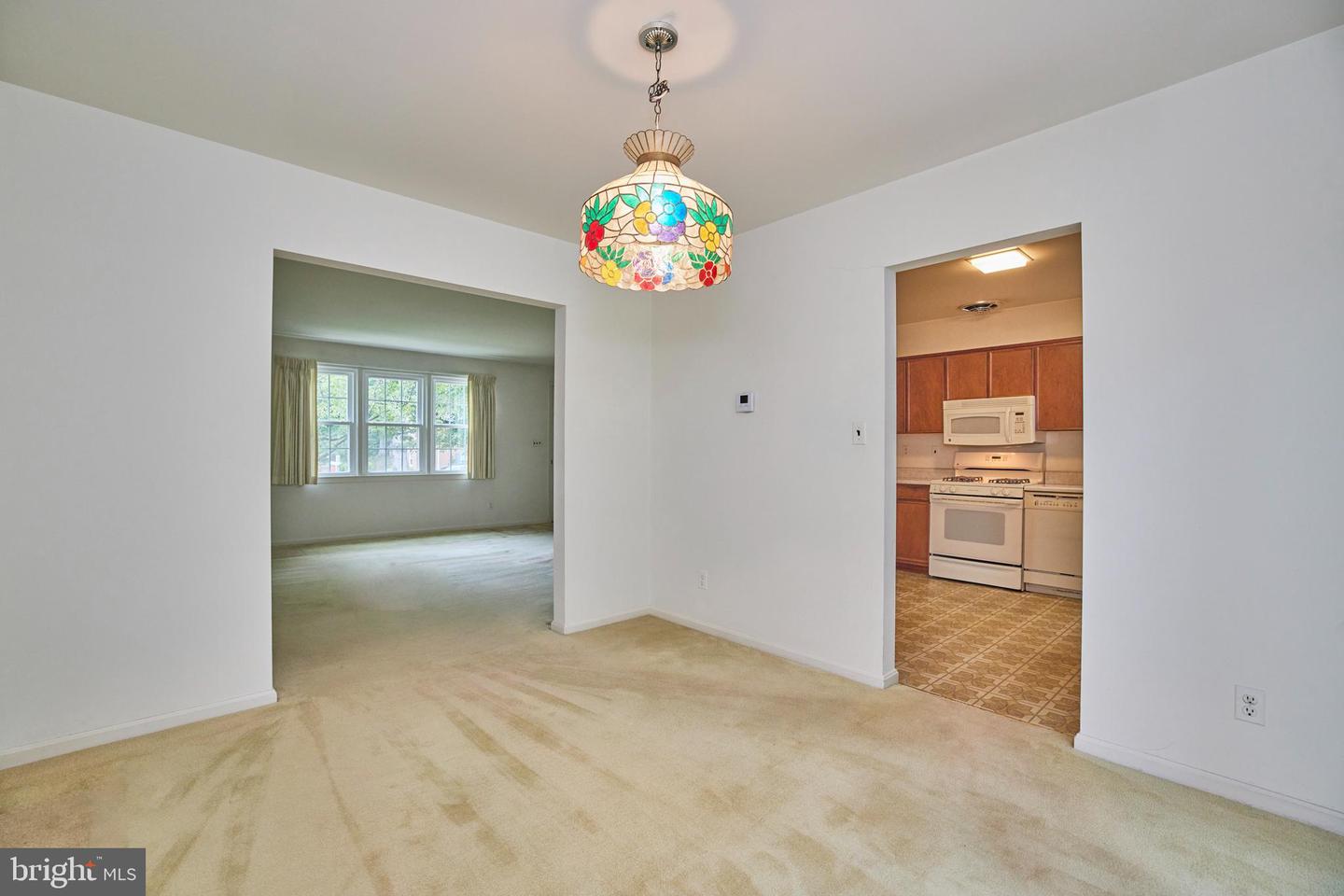 4218 Willow Woods Dr