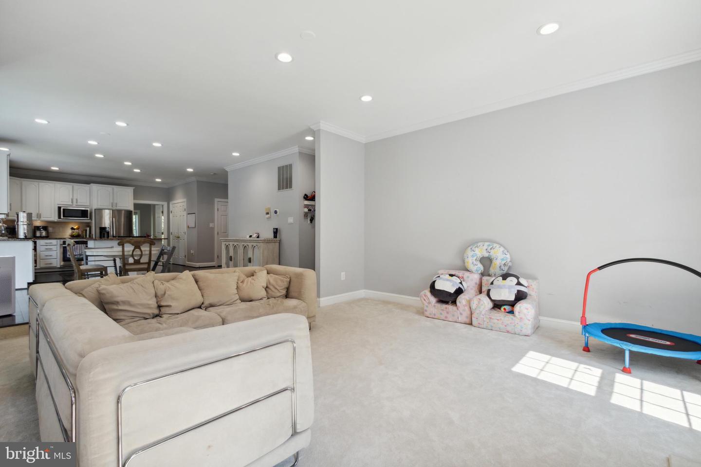9903 Burke Station Ct