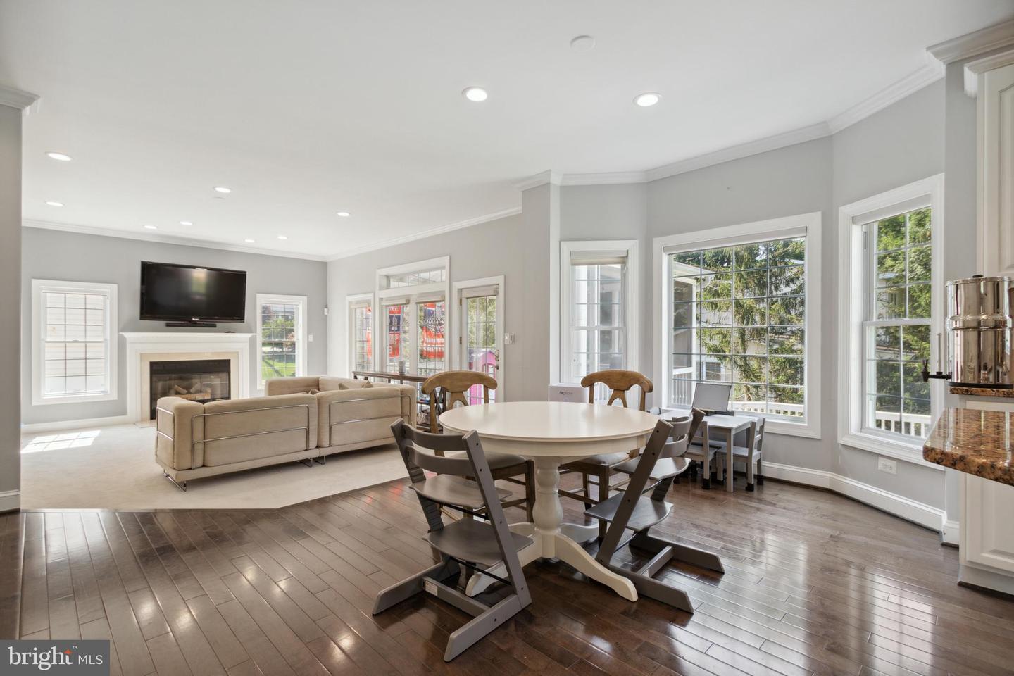 9903 Burke Station Ct