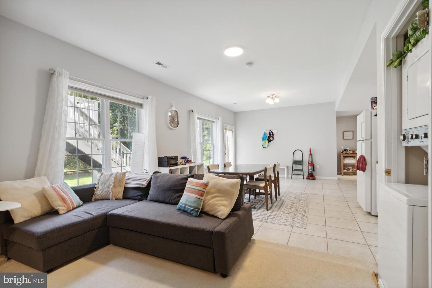 9903 Burke Station Ct