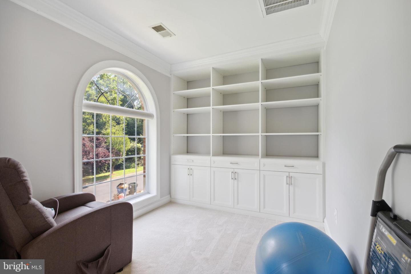 9903 Burke Station Ct