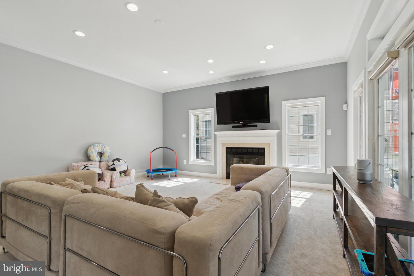 9903 Burke Station Ct