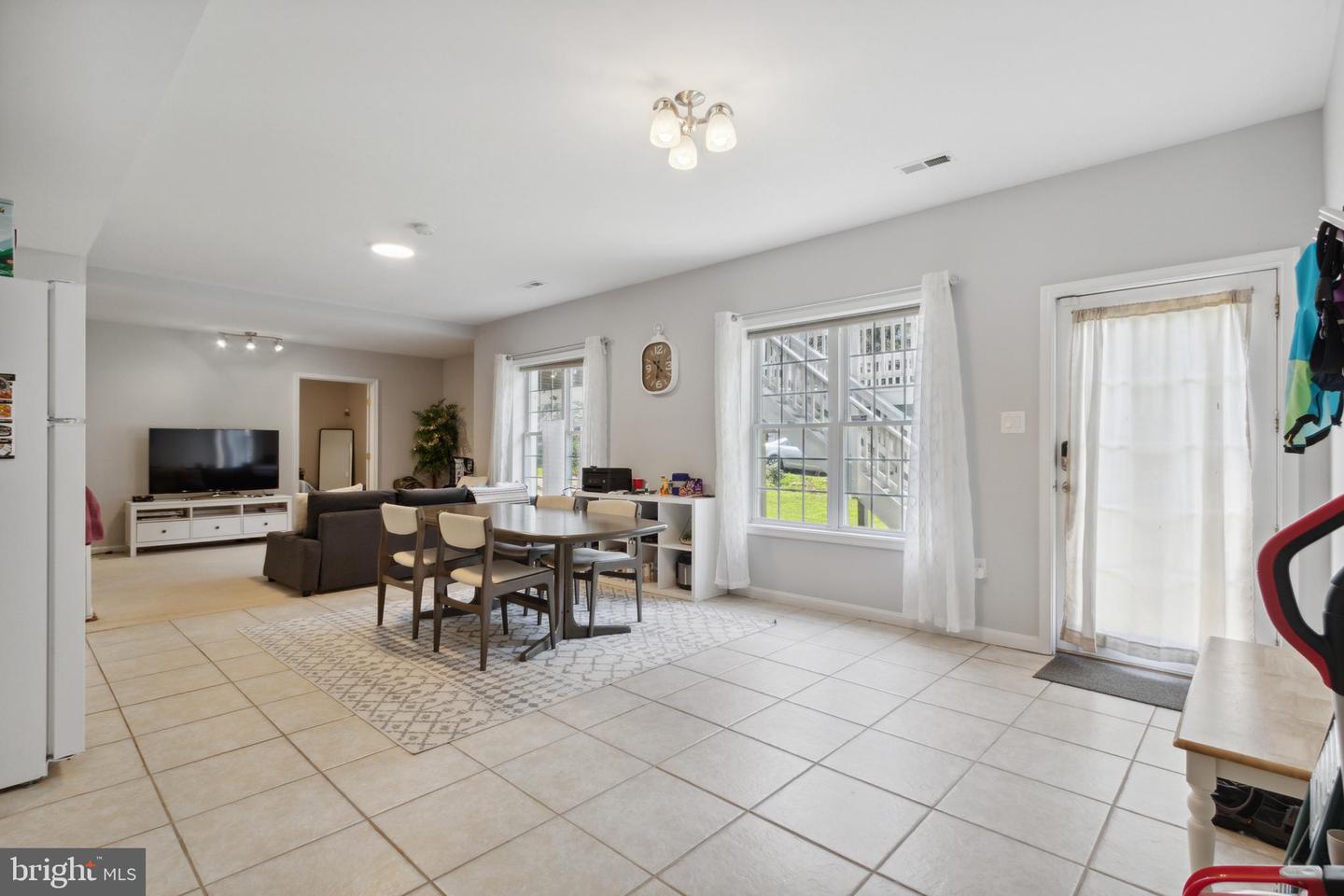 9903 Burke Station Ct