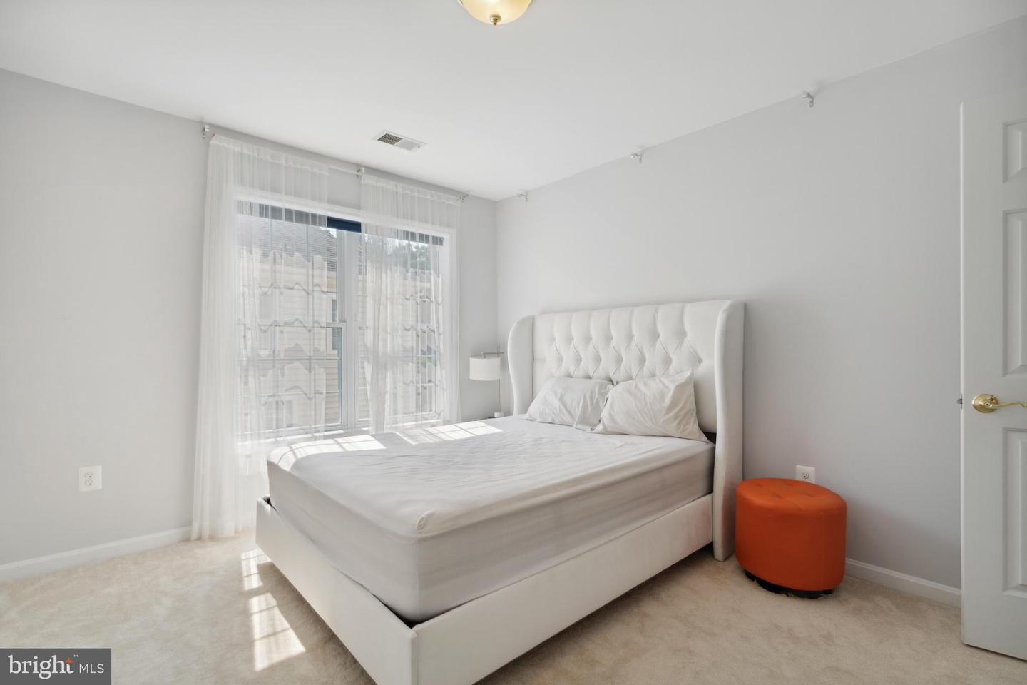 9903 Burke Station Ct