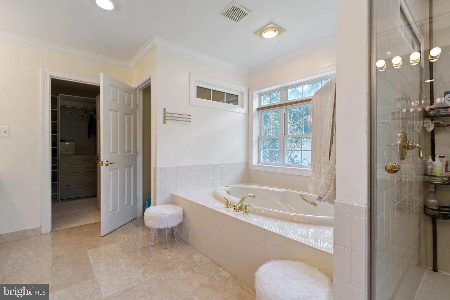 9903 Burke Station Ct
