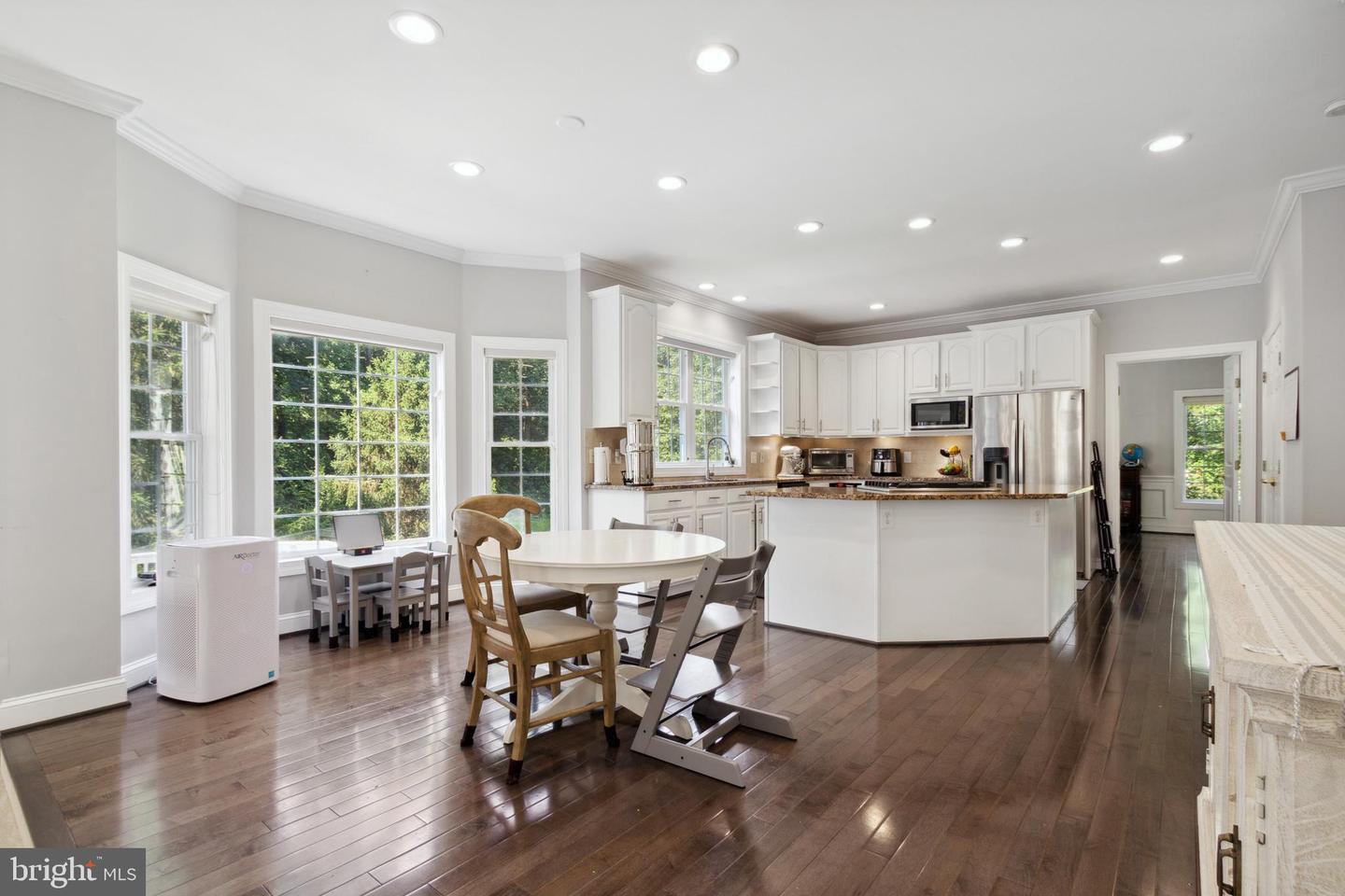 9903 Burke Station Ct