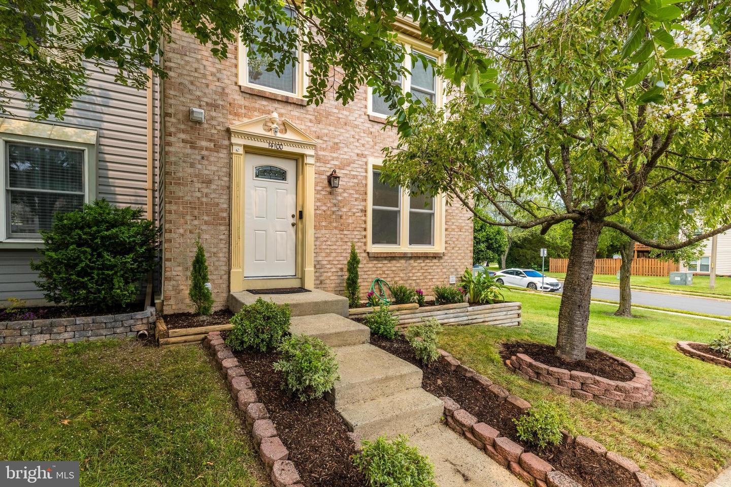 14100 Red River Dr