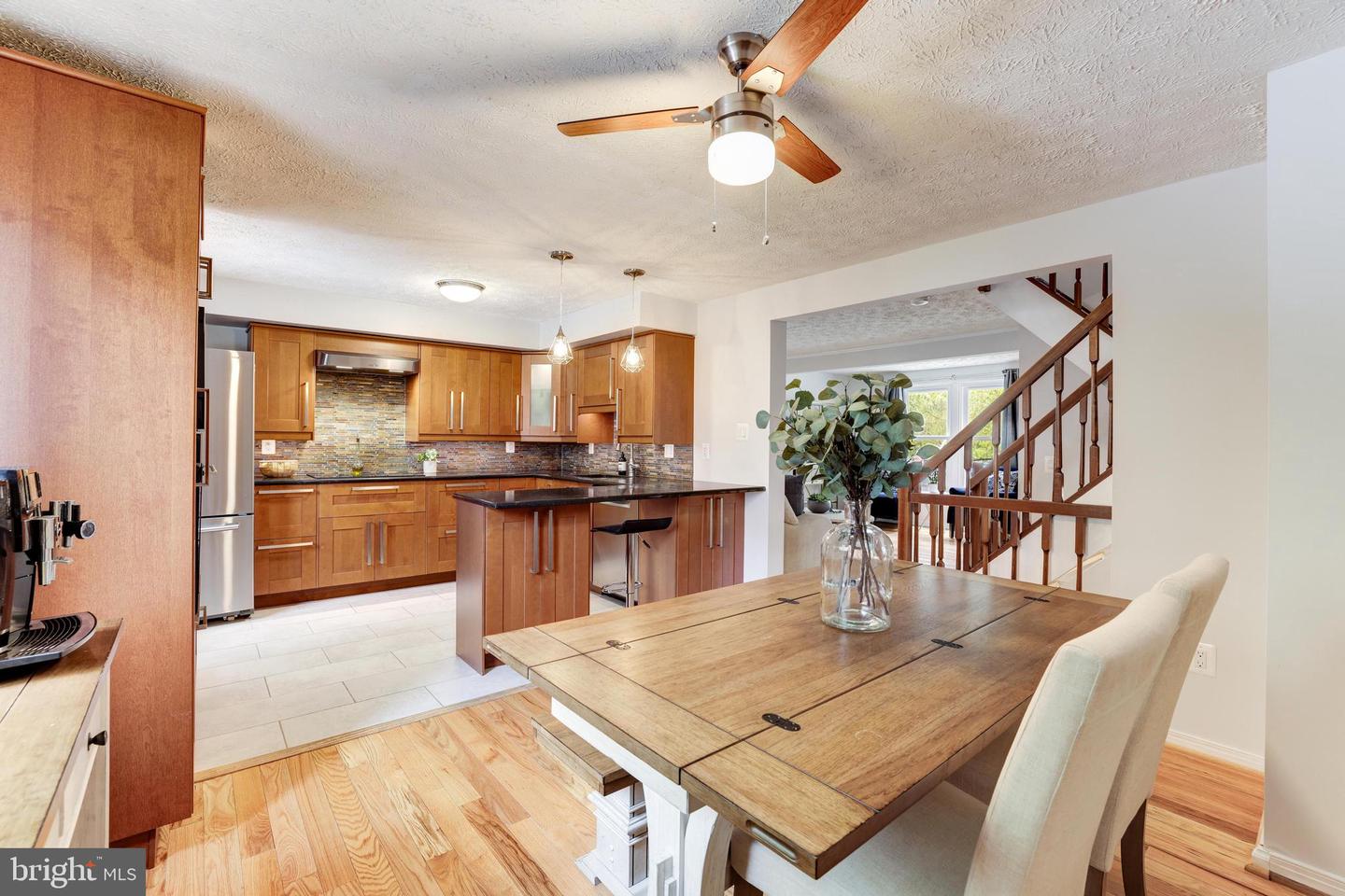 14100 Red River Dr