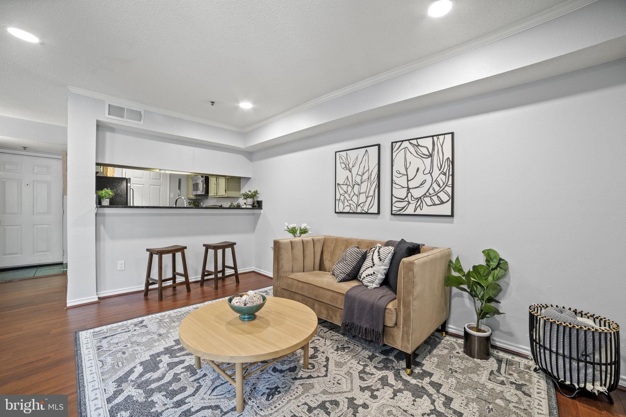 1504 Lincoln #119