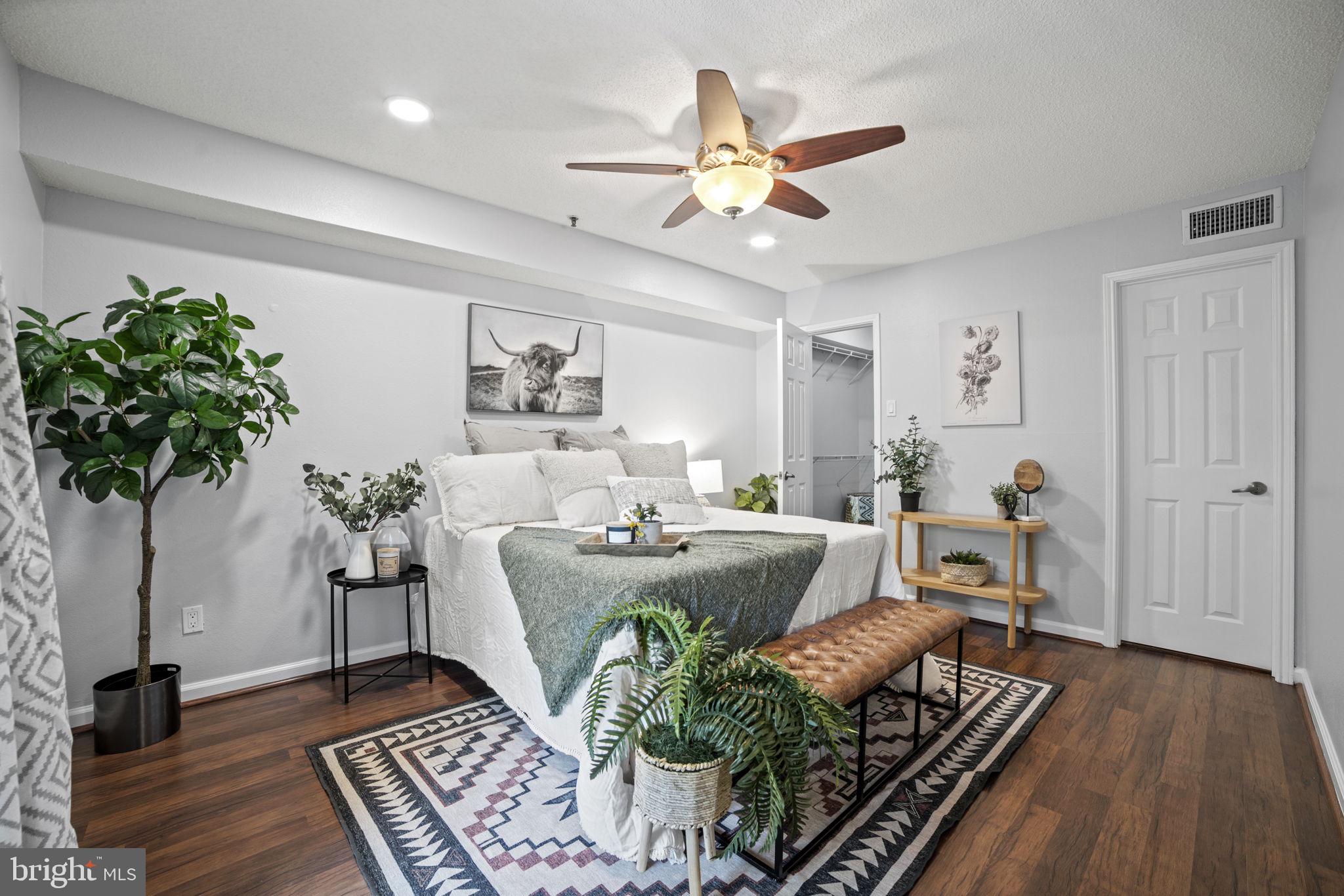 1504 Lincoln #119