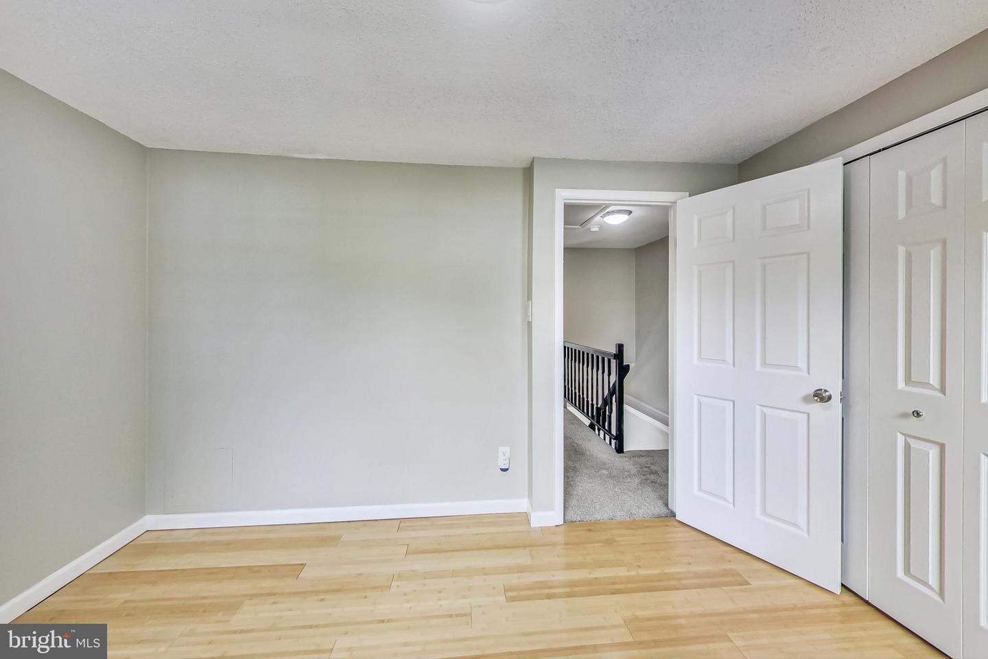 5235 Saint Genevieve Pl