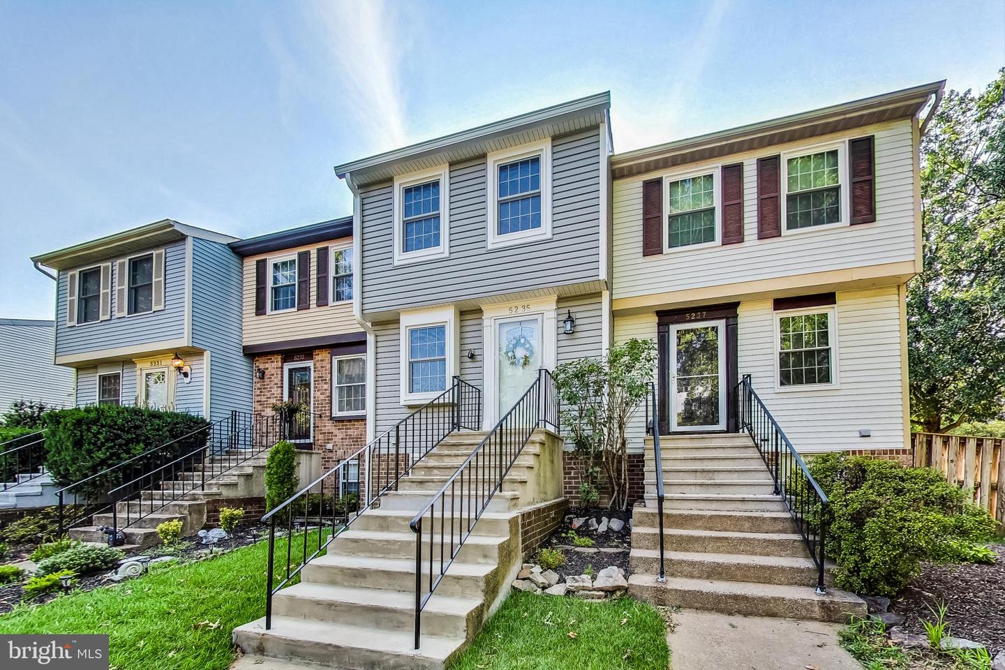 5235 Saint Genevieve Pl