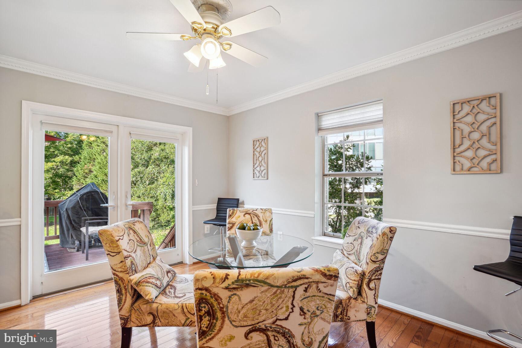 2700 Sherwood Hall Ln