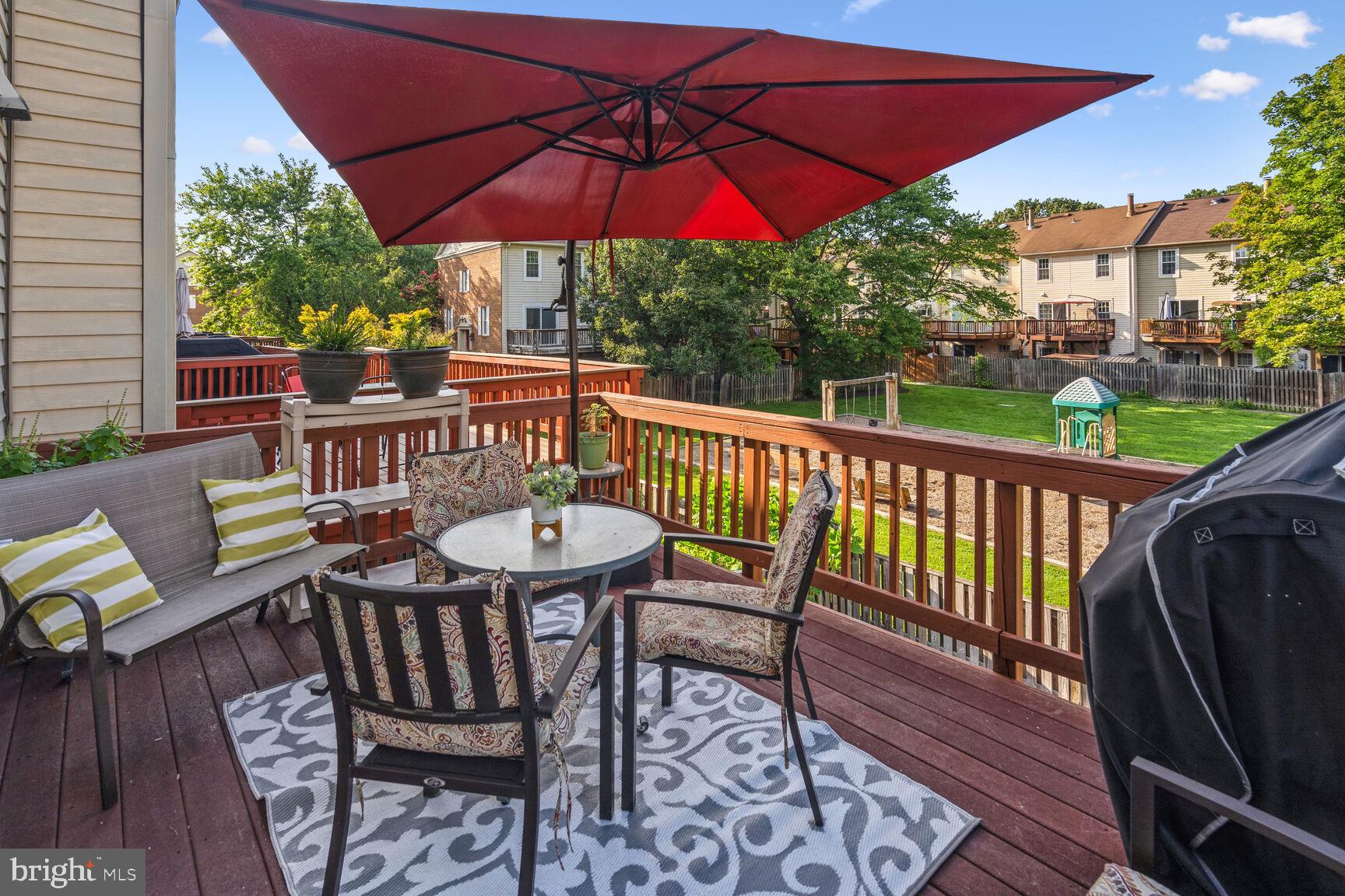 2700 Sherwood Hall Ln