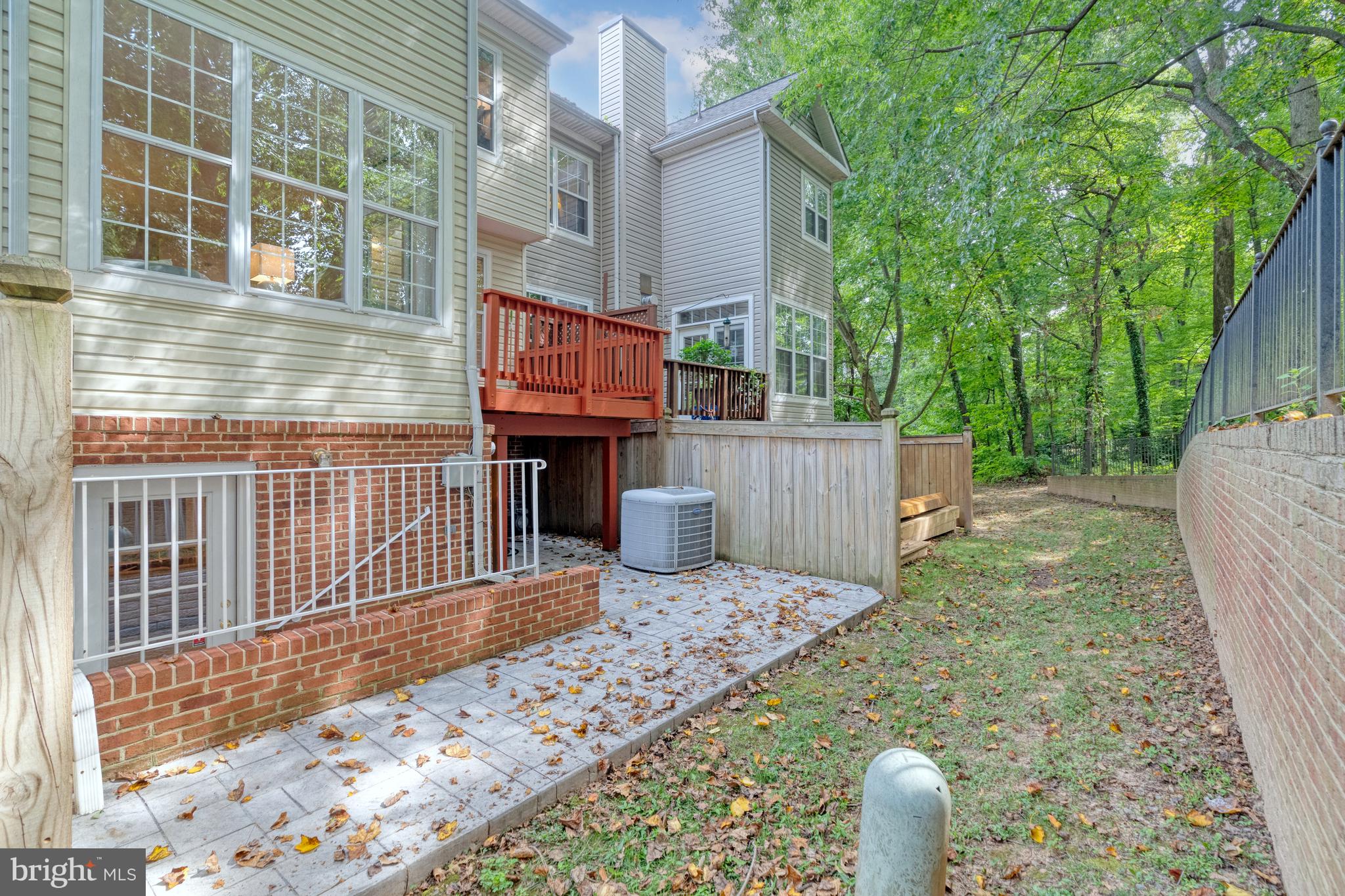1220 Wild Hawthorn Way