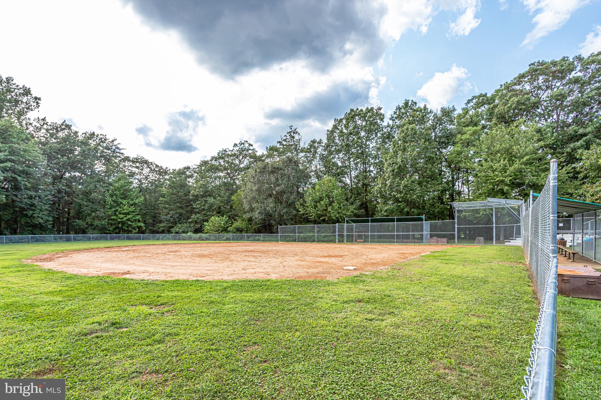1220 Wild Hawthorn Way