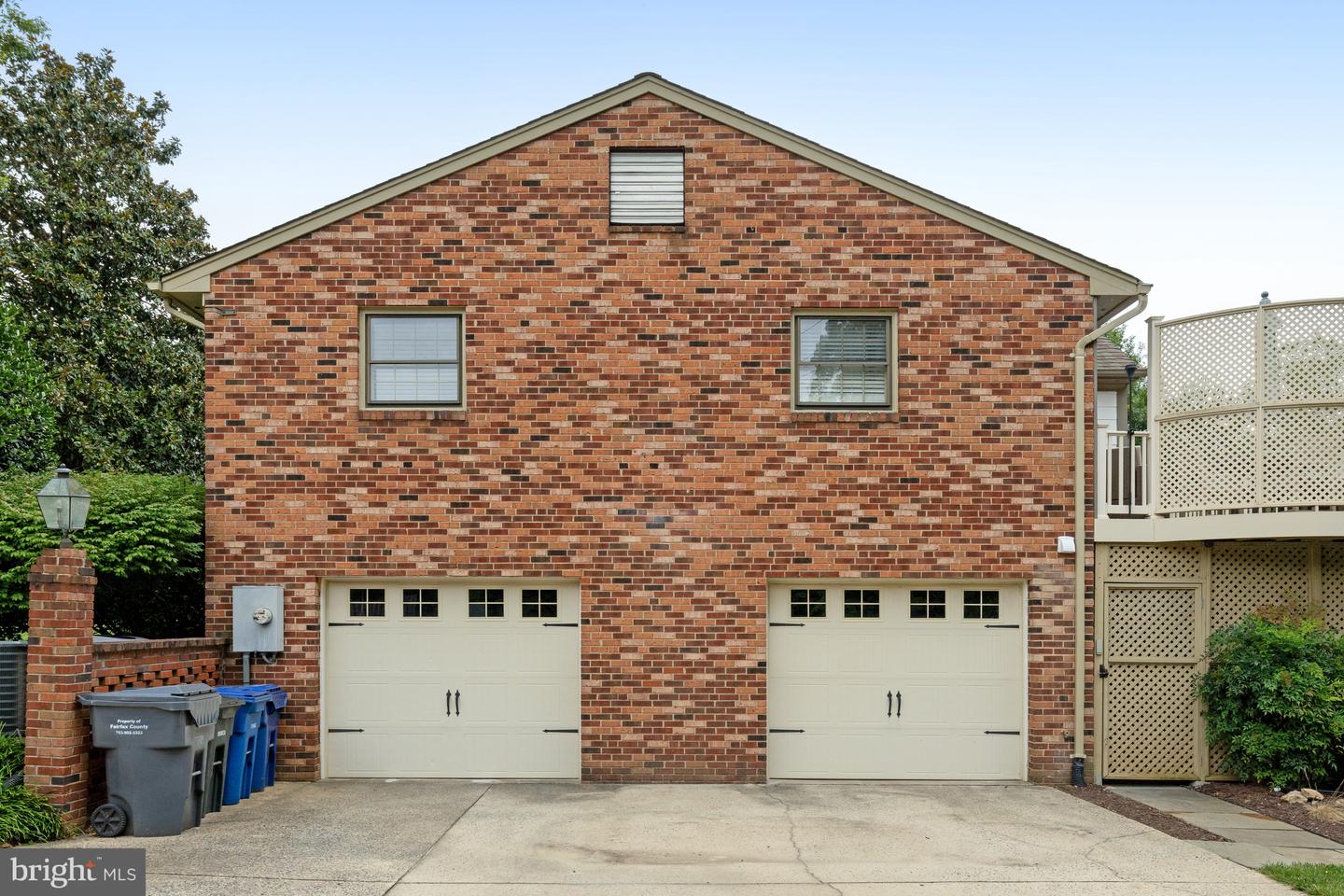 1542 Dahlia Ct