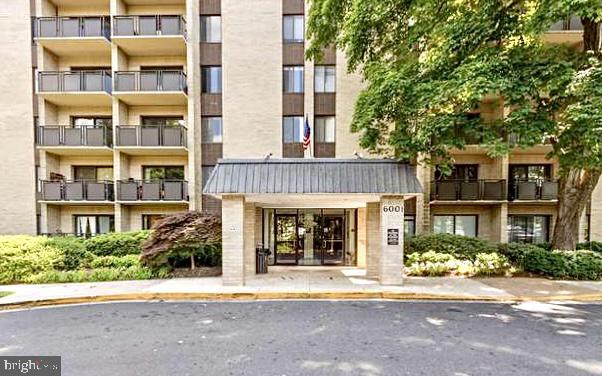 6001 Arlington Blvd #503