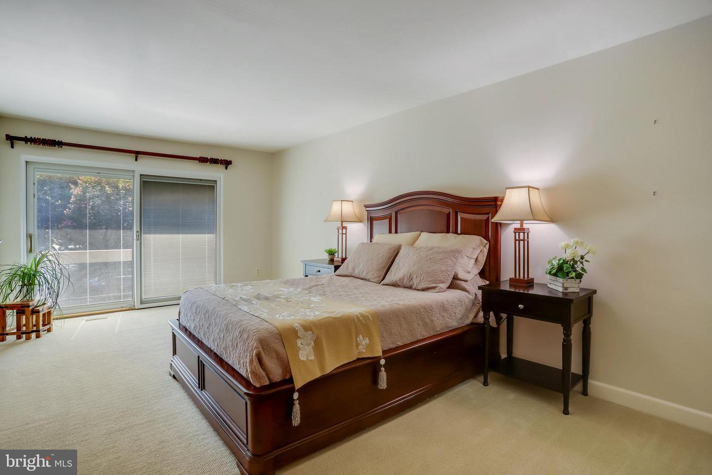 11724 Newbridge Ct