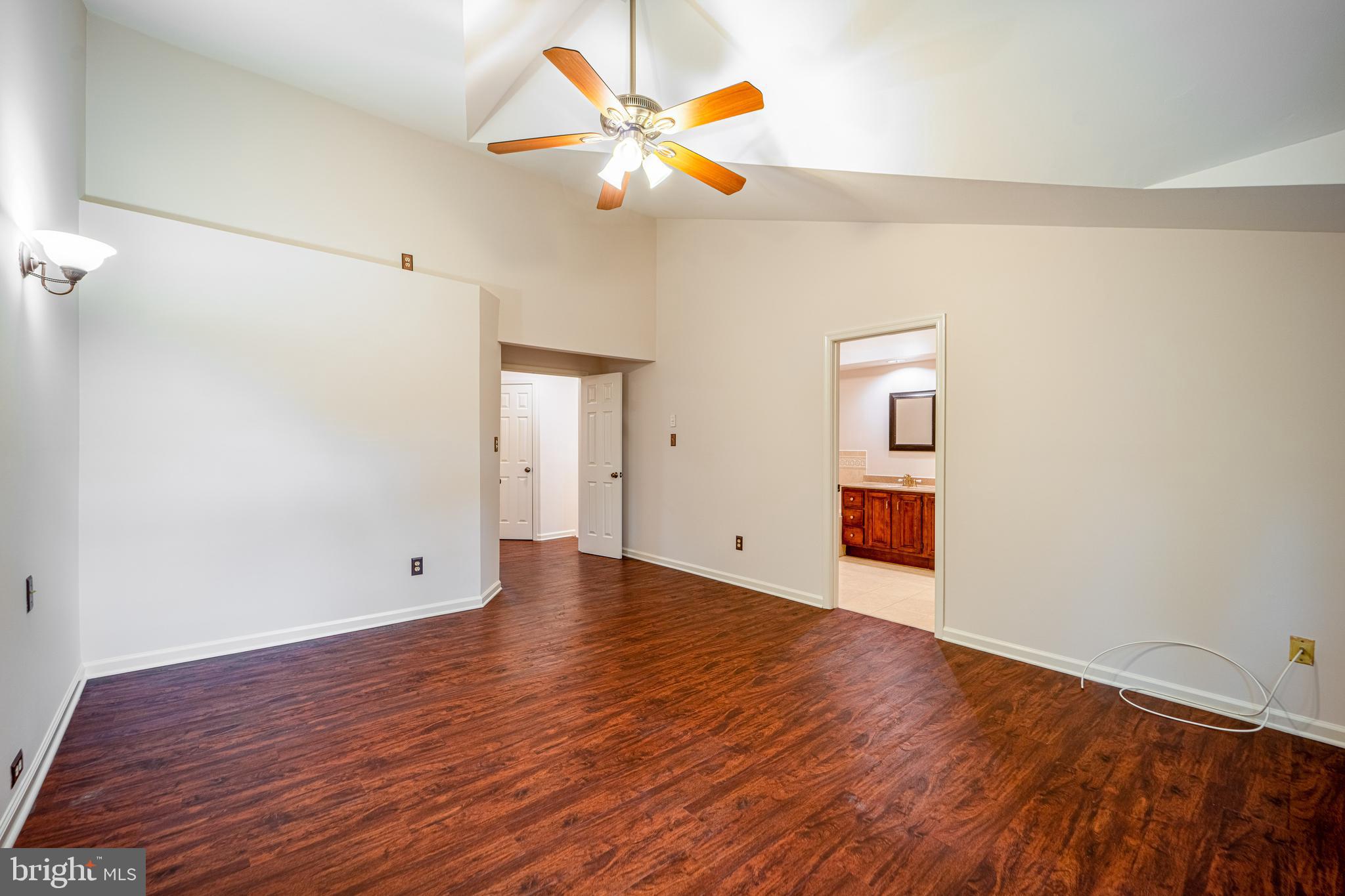 3803 Inverness Rd