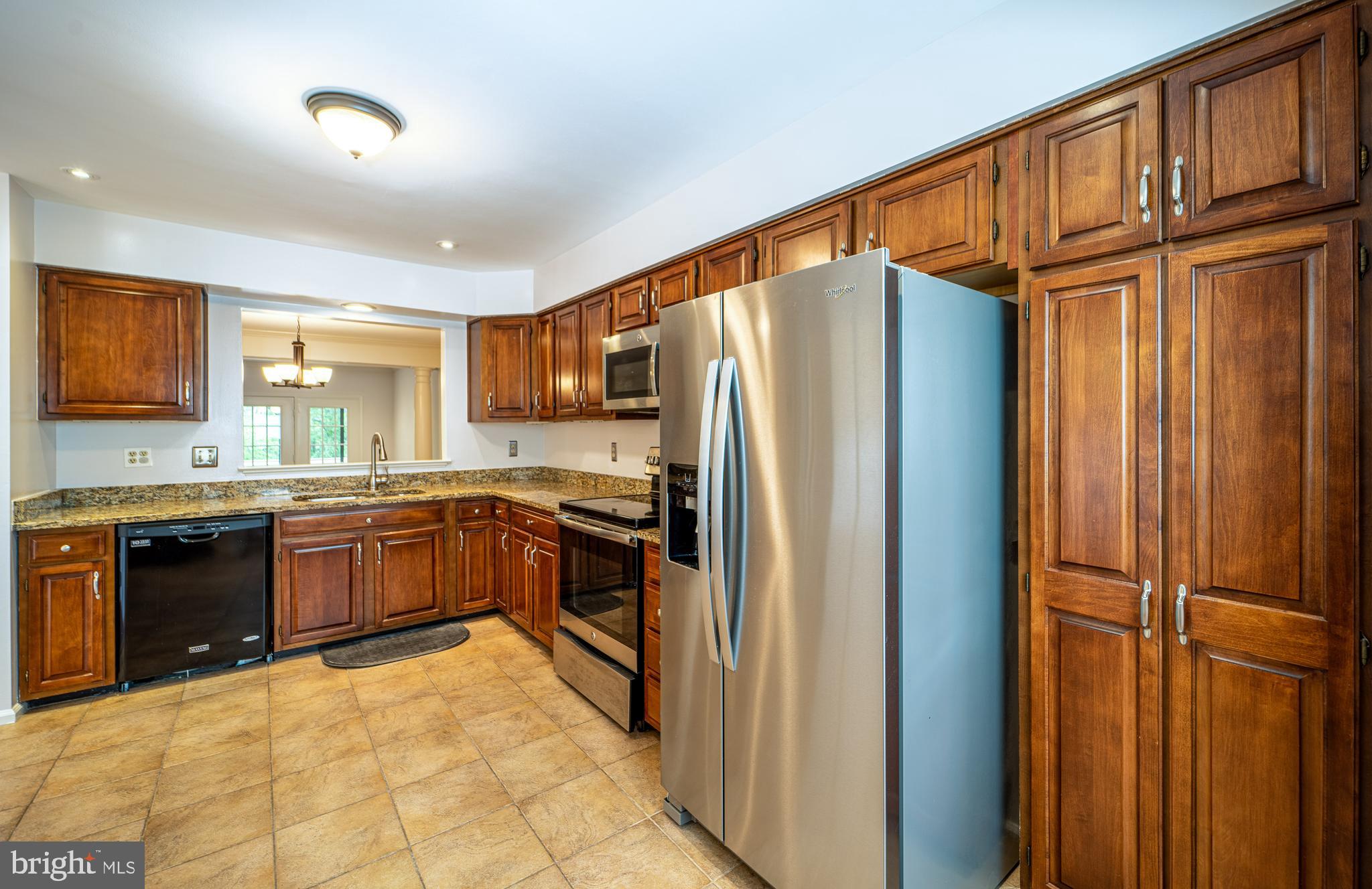 3803 Inverness Rd