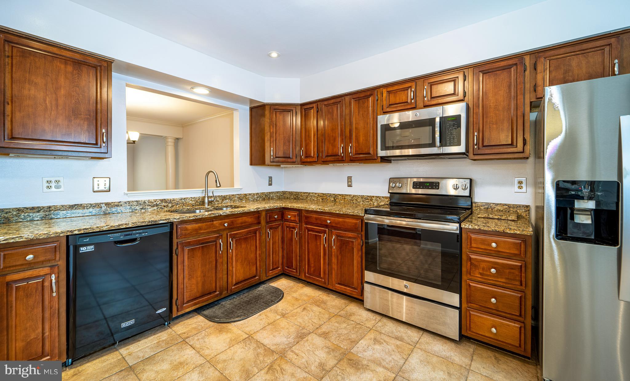 3803 Inverness Rd