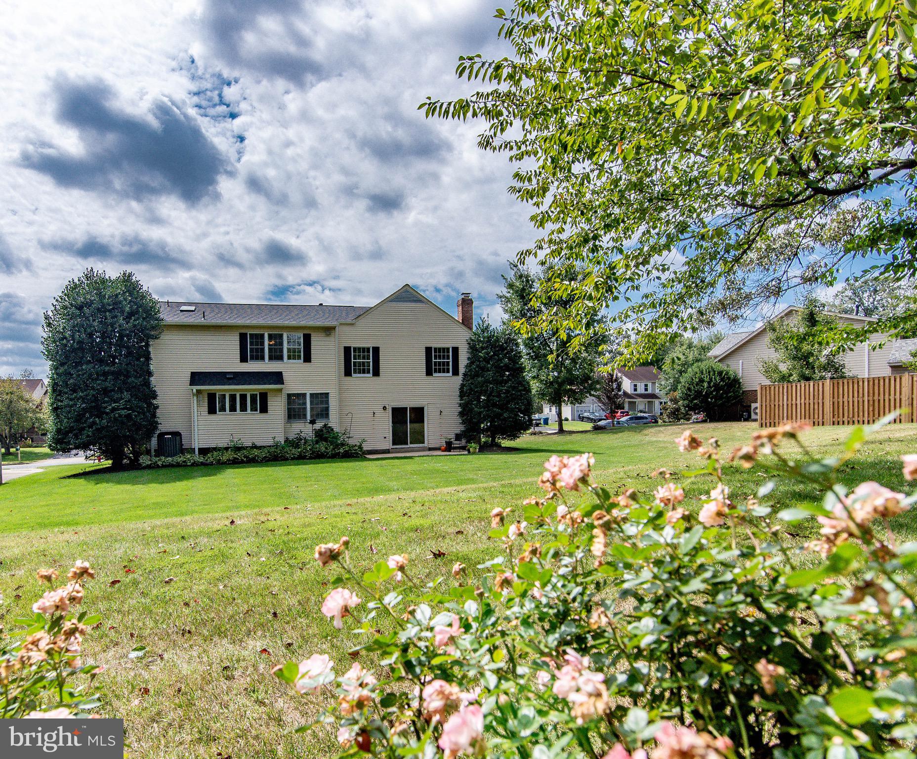 7814 Odell St