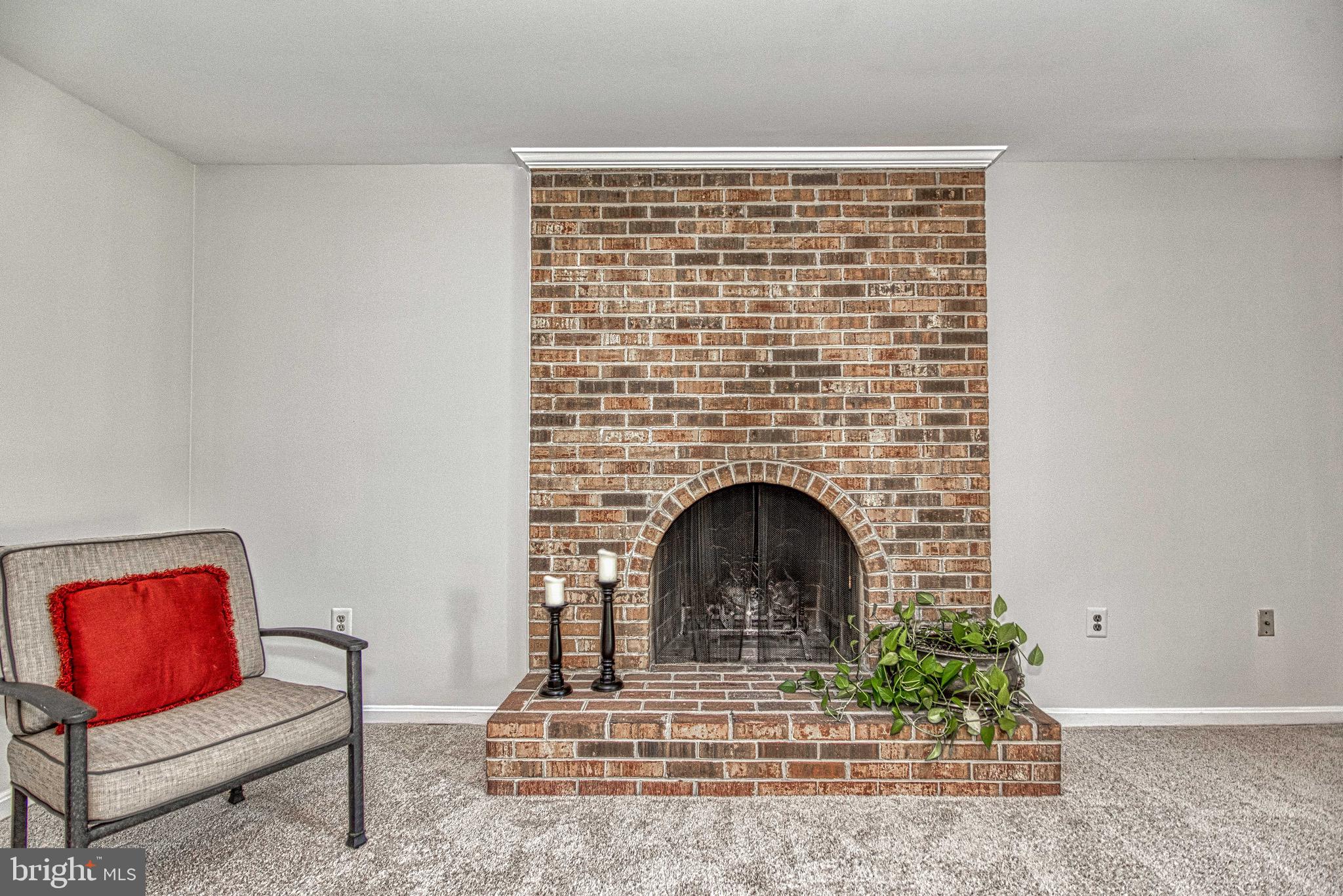 7814 Odell St