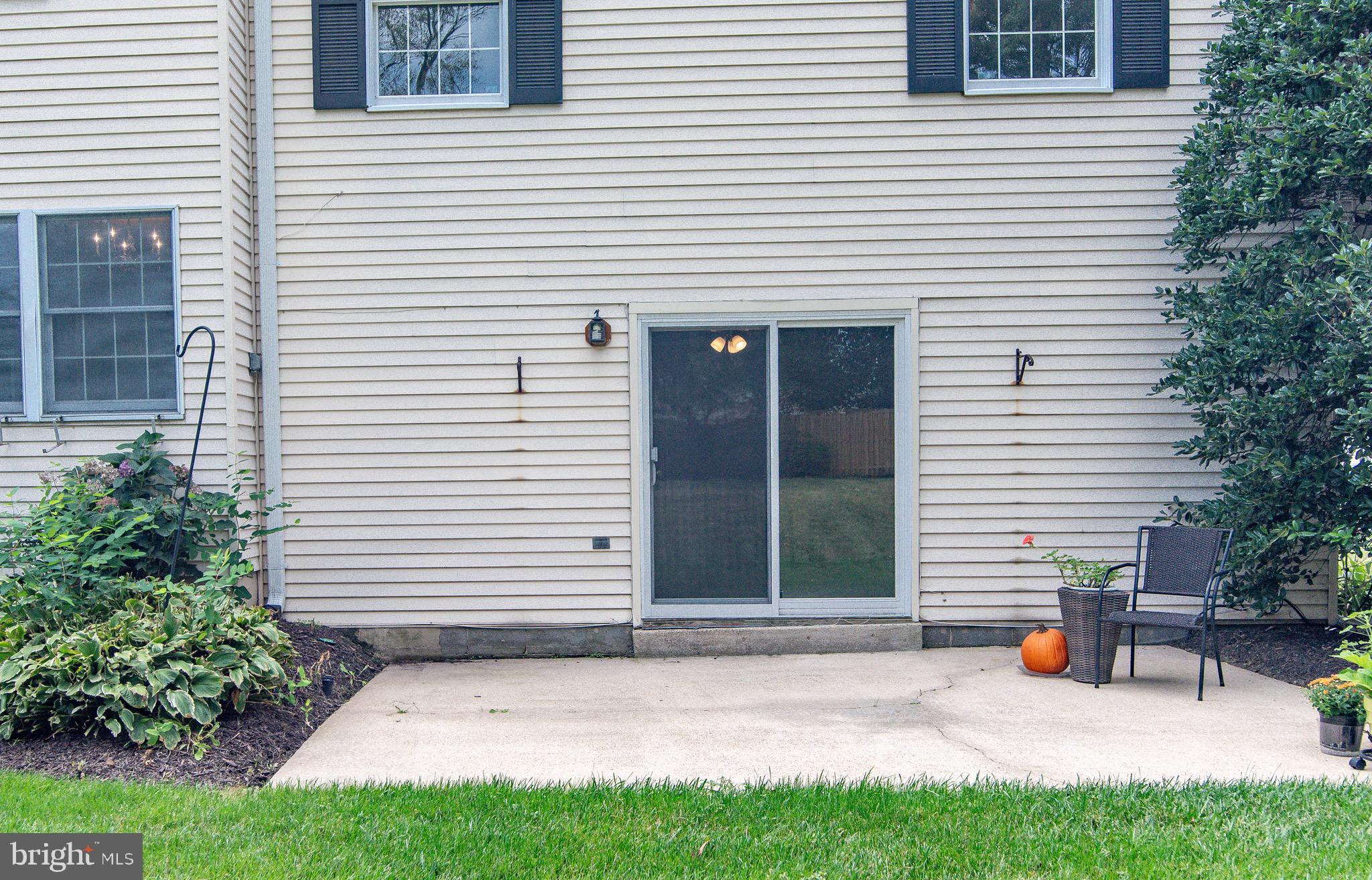7814 Odell St