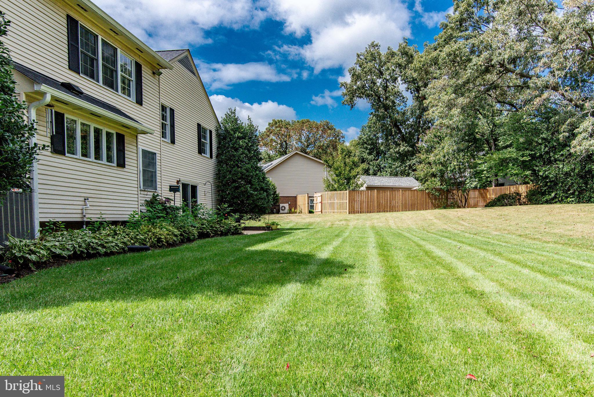 7814 Odell St