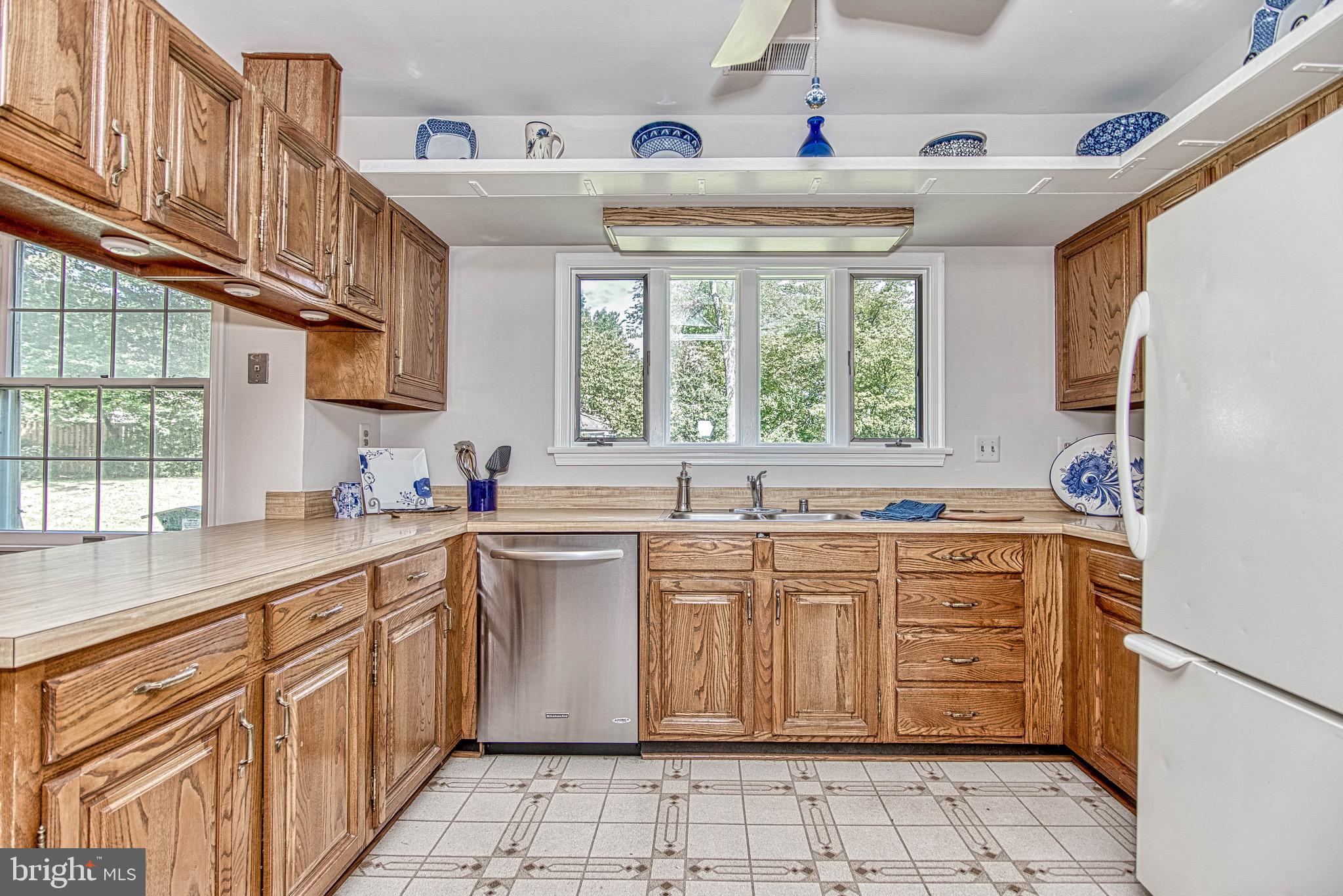 7814 Odell St