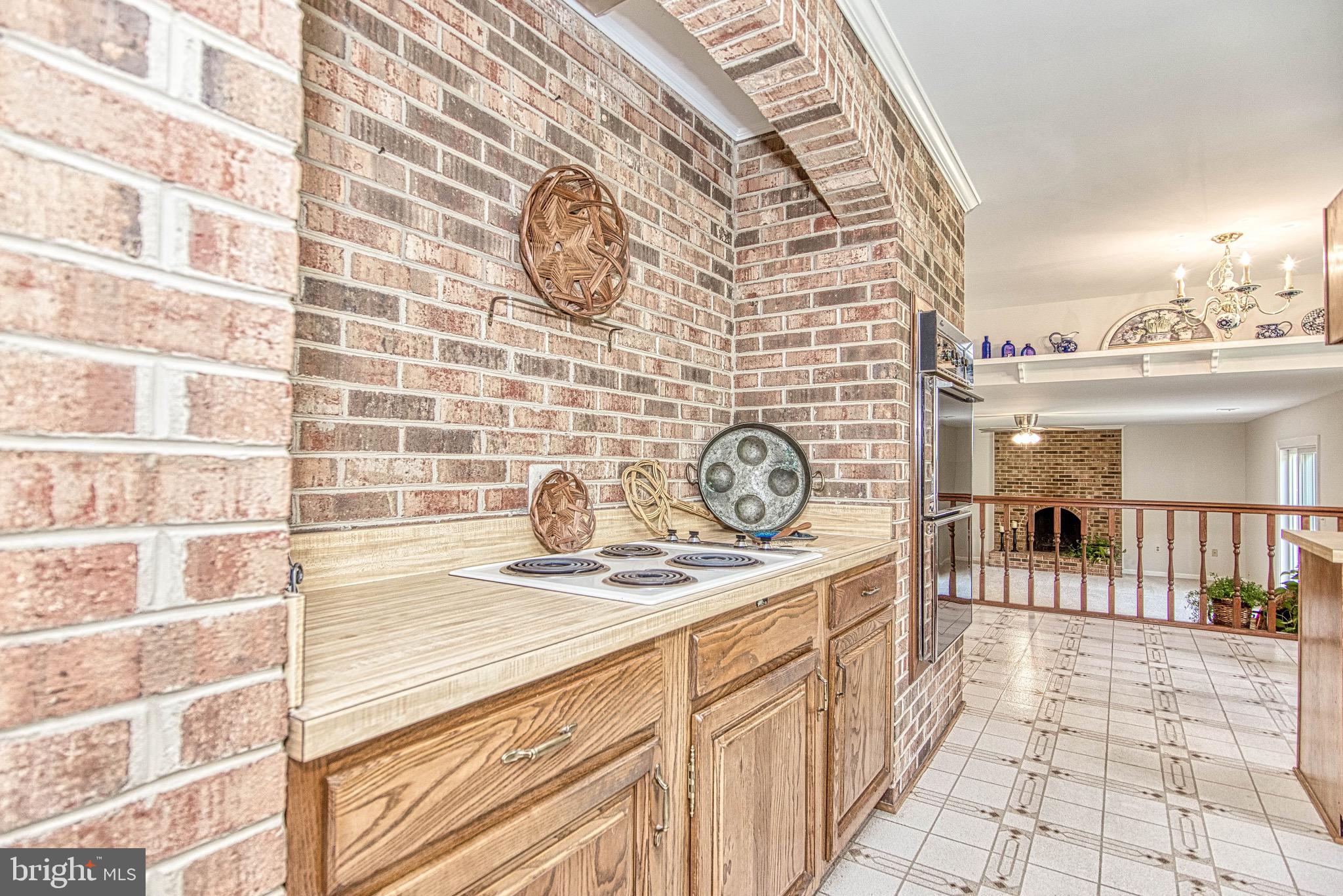 7814 Odell St