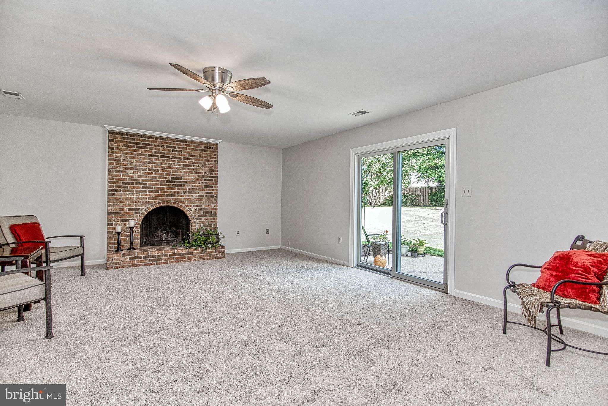 7814 Odell St