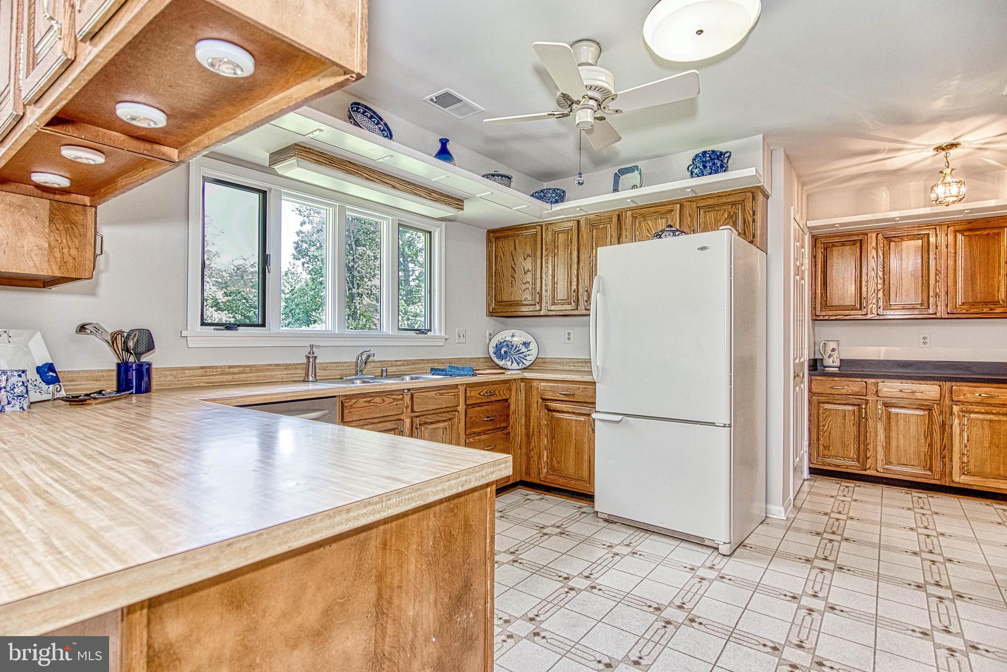 7814 Odell St