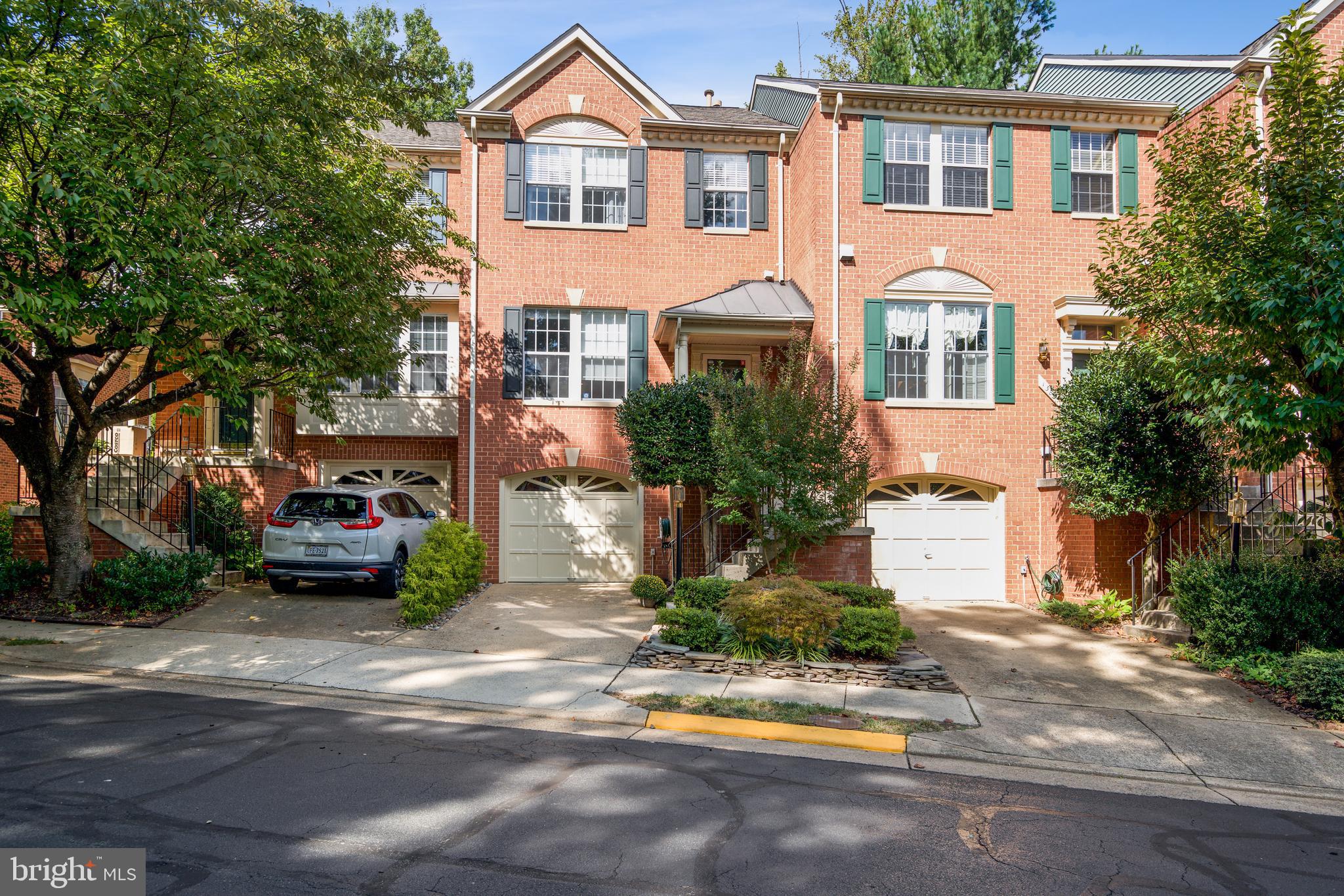 1386 PARK GARDEN LANE