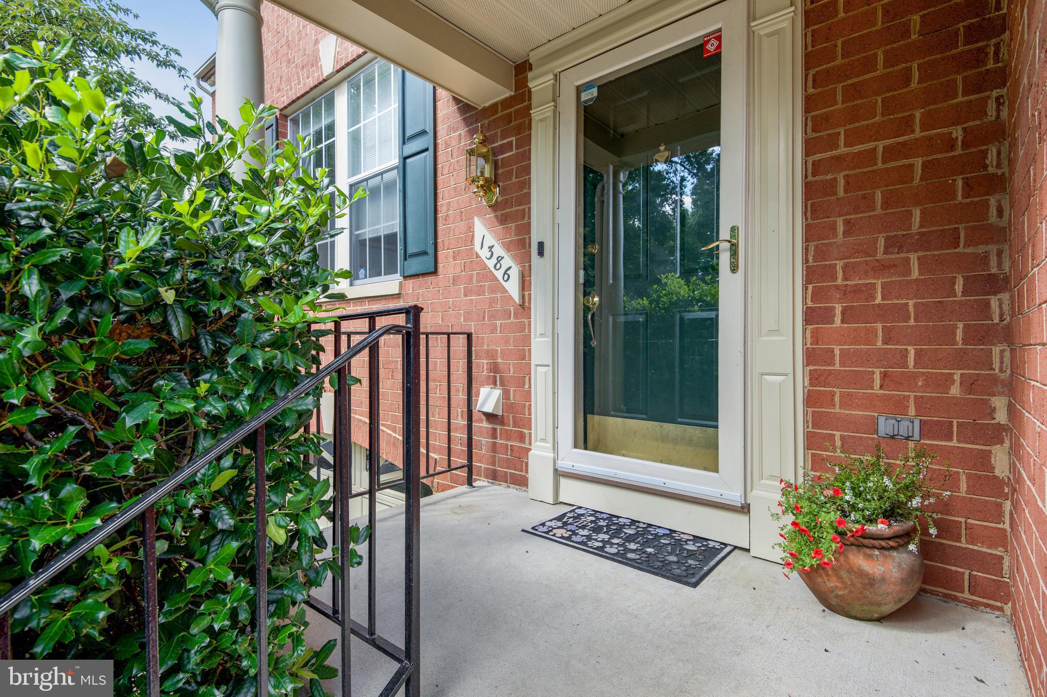 1386 PARK GARDEN LANE