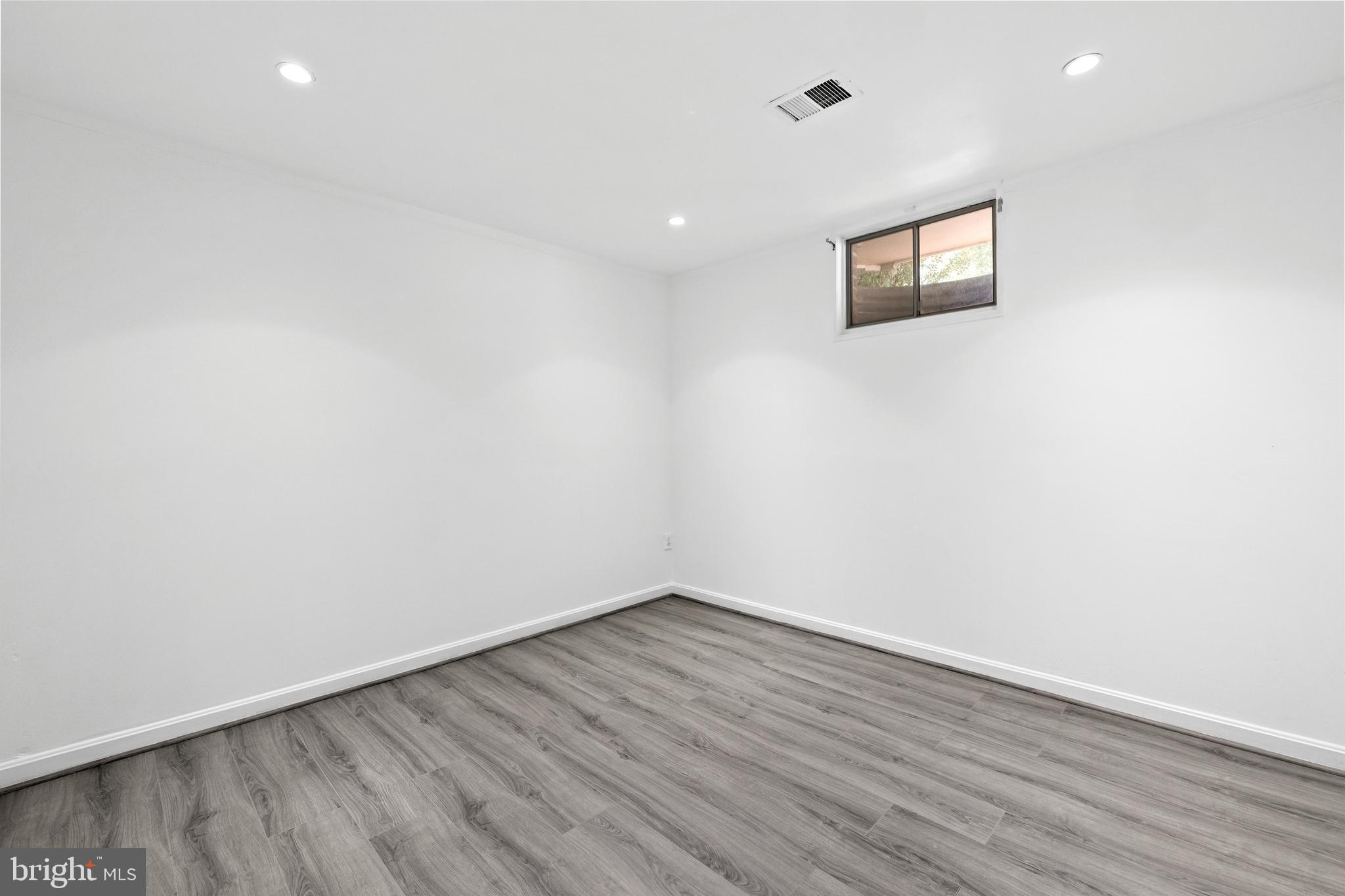 9434 William Kirk Ln