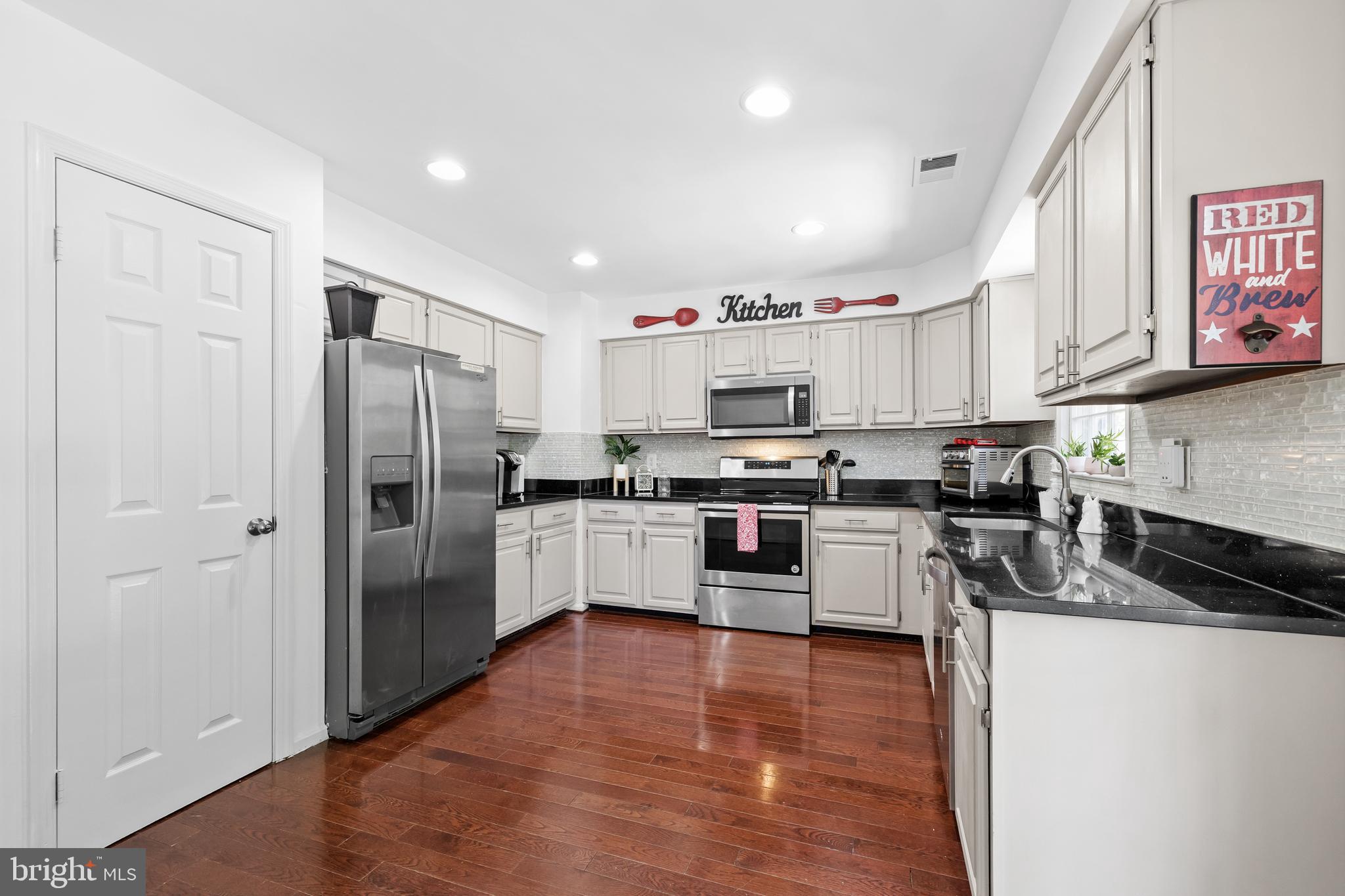 9434 William Kirk Ln