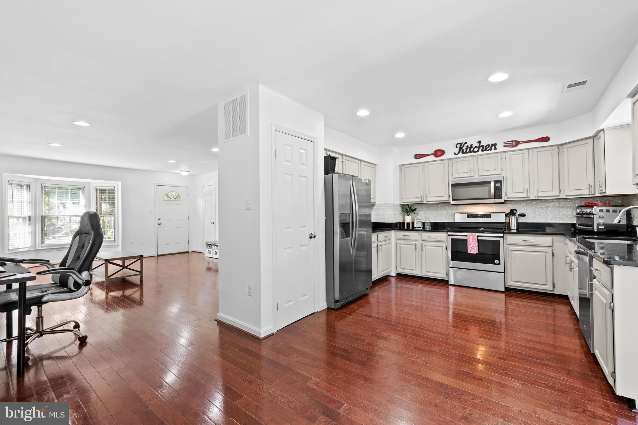 9434 William Kirk Ln