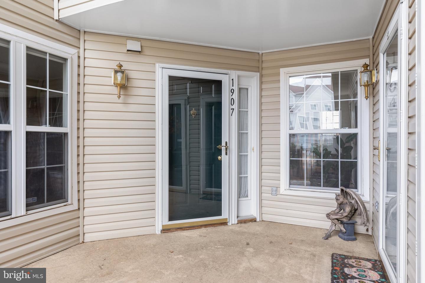7701 Haynes Point Way #1907
