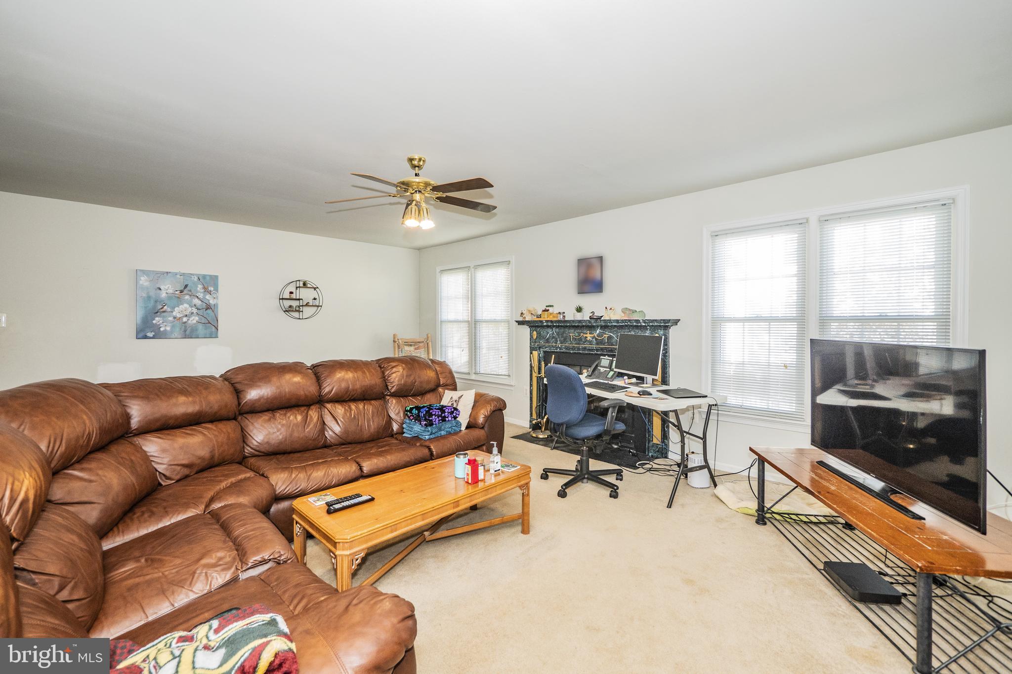 7964 REVENNA LANE