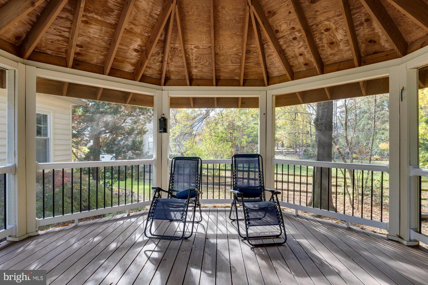 6464 Gristmill Square Ln