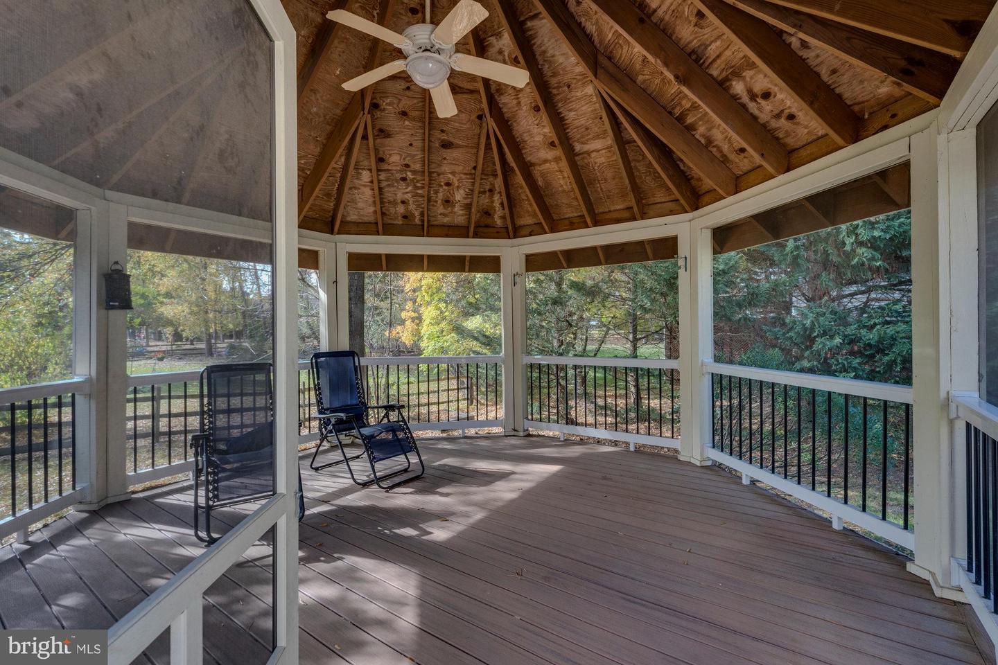 6464 Gristmill Square Ln